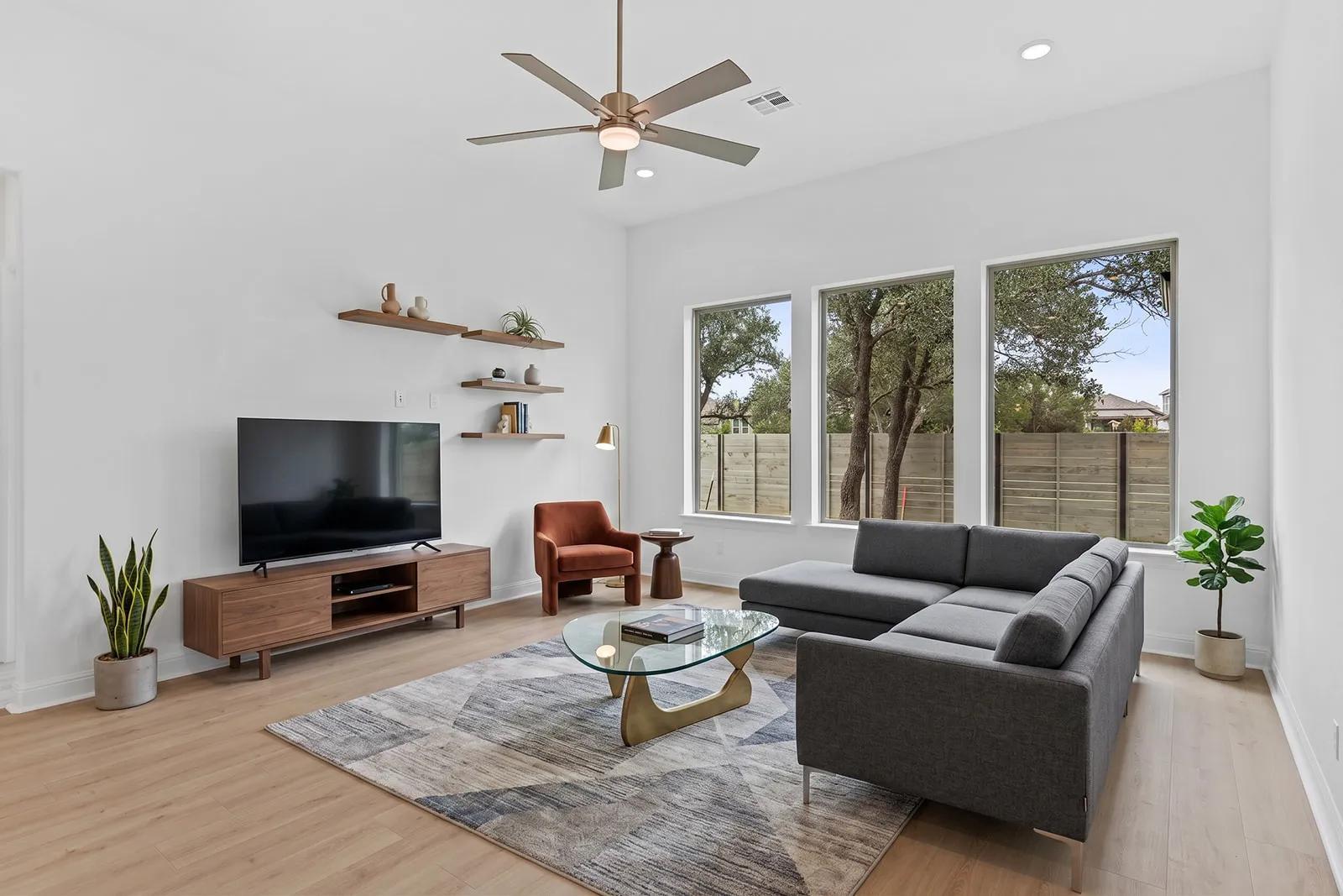 712 High Summit DR — photo 5