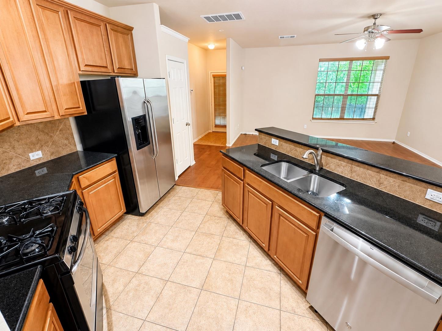 1310 Parmer LN #1503 — photo 4