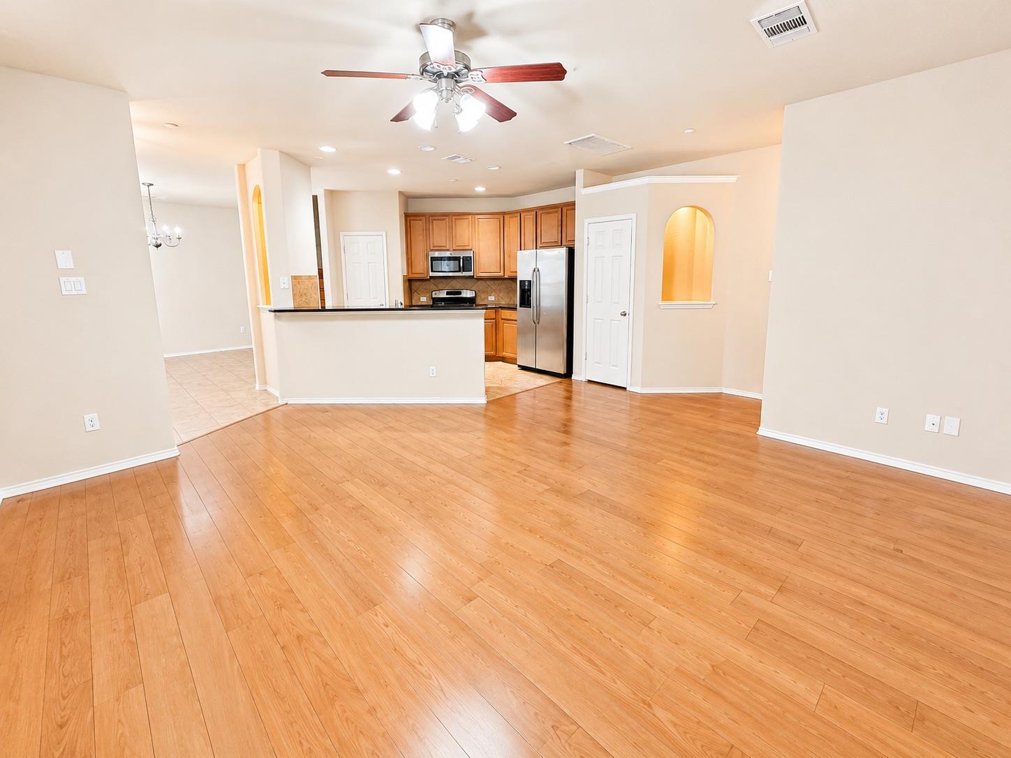 1310 Parmer LN #1503 — photo 5