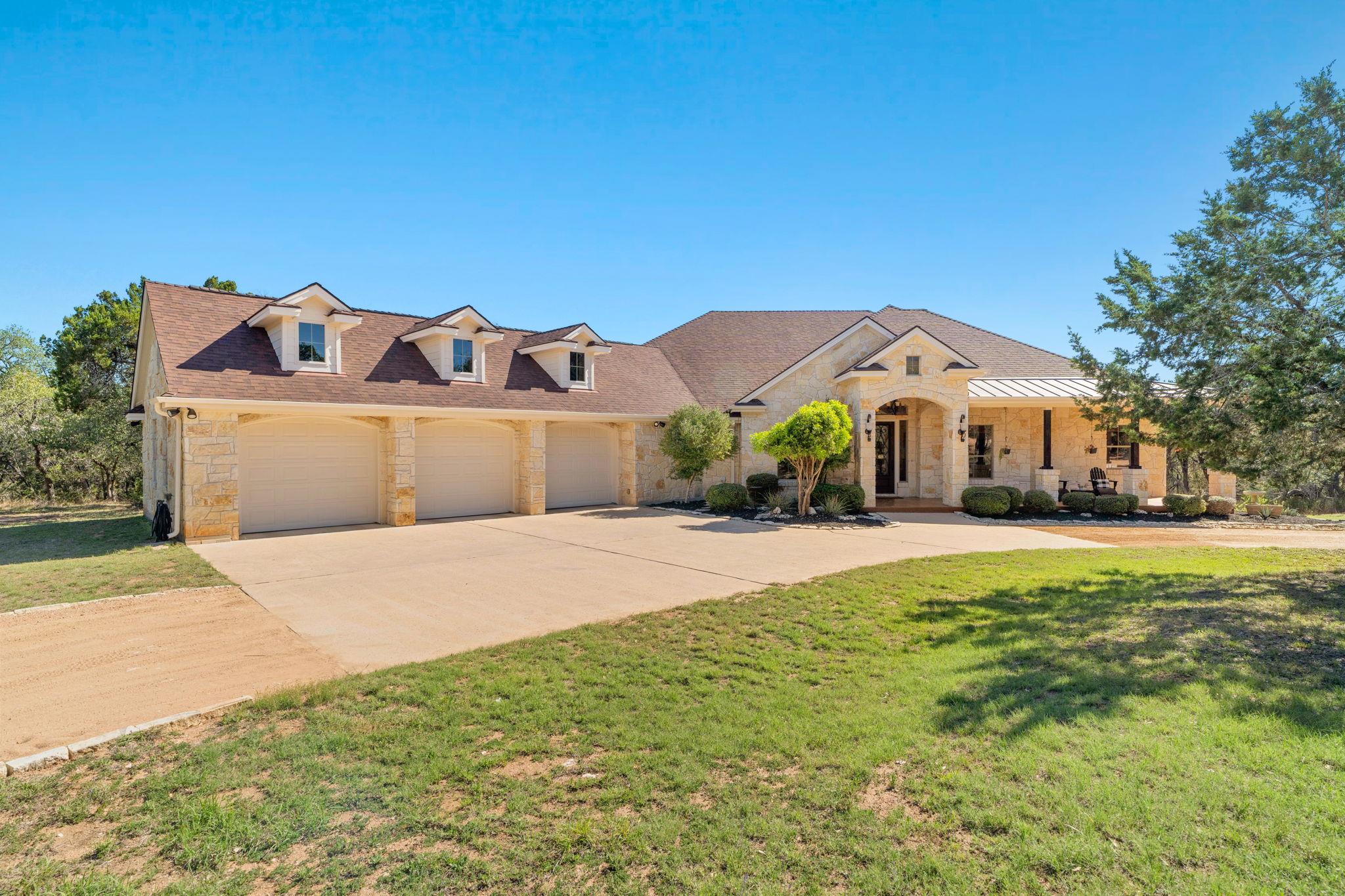 1426 Shelton Ranch RD — photo 5