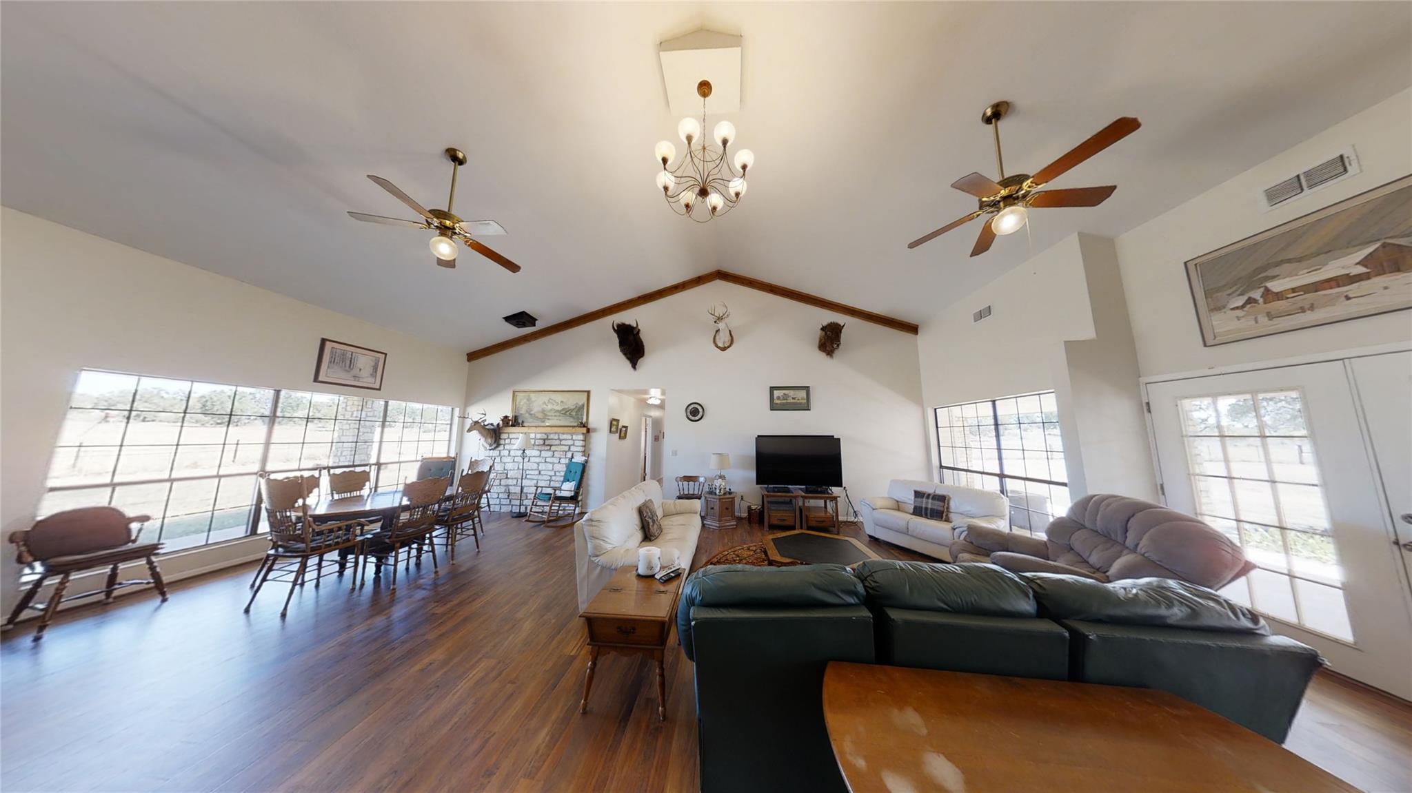 313 Rawhide RD — photo 4