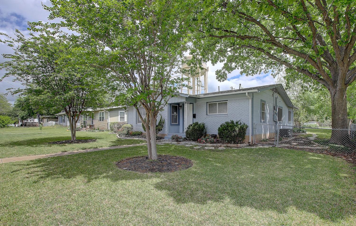 1307 Vine ST — photo 5