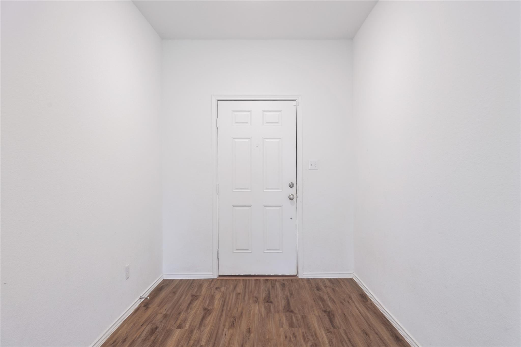 108 Red Buckeye ST — photo 4