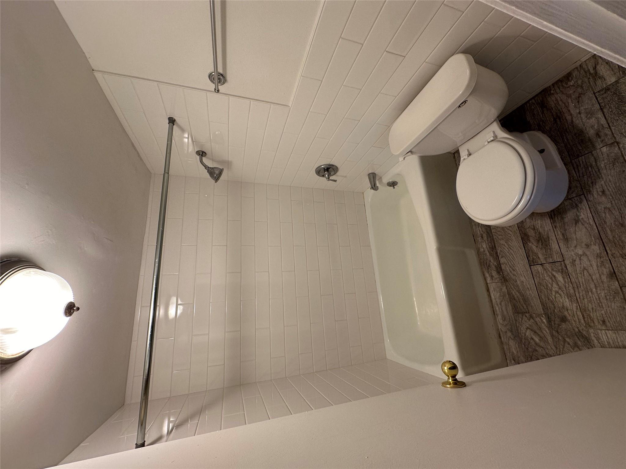 104 32nd ST #103 — photo 4