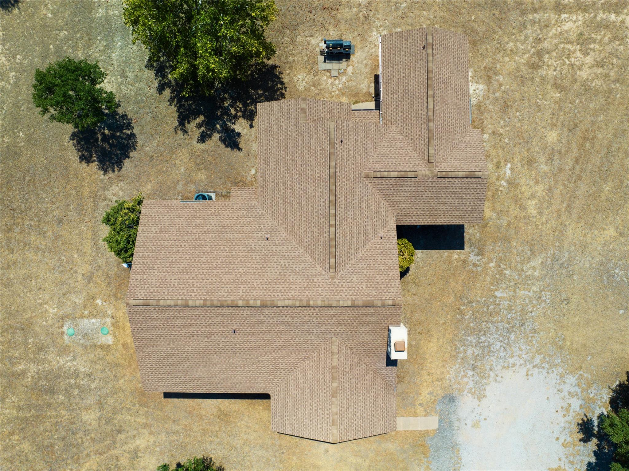 120 Craigen RD — photo 5