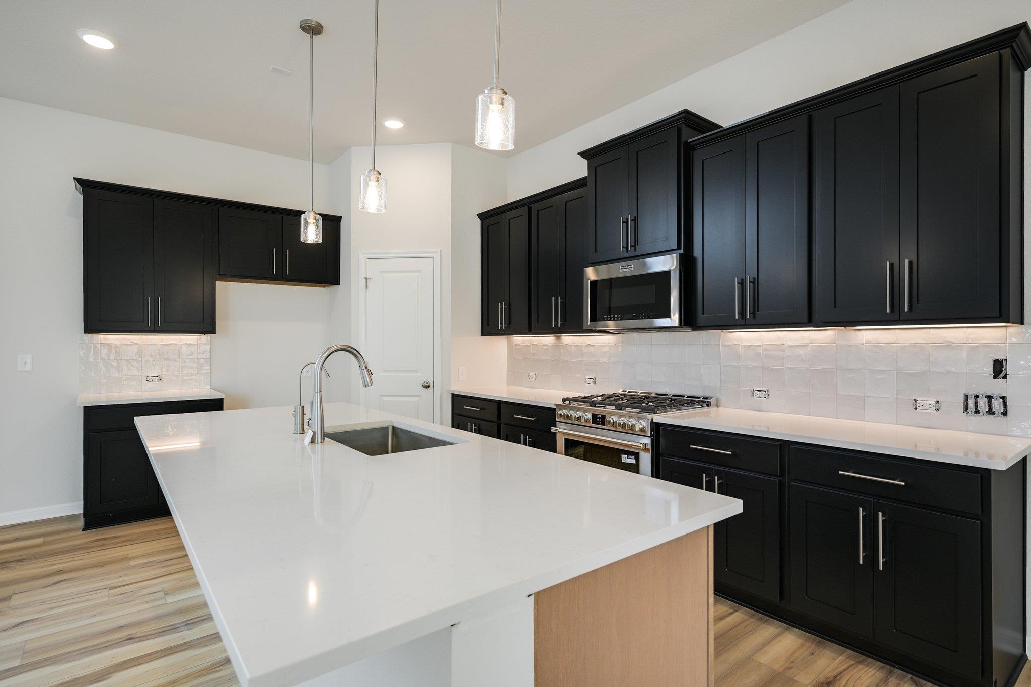 8517 Dongan DR — photo 5