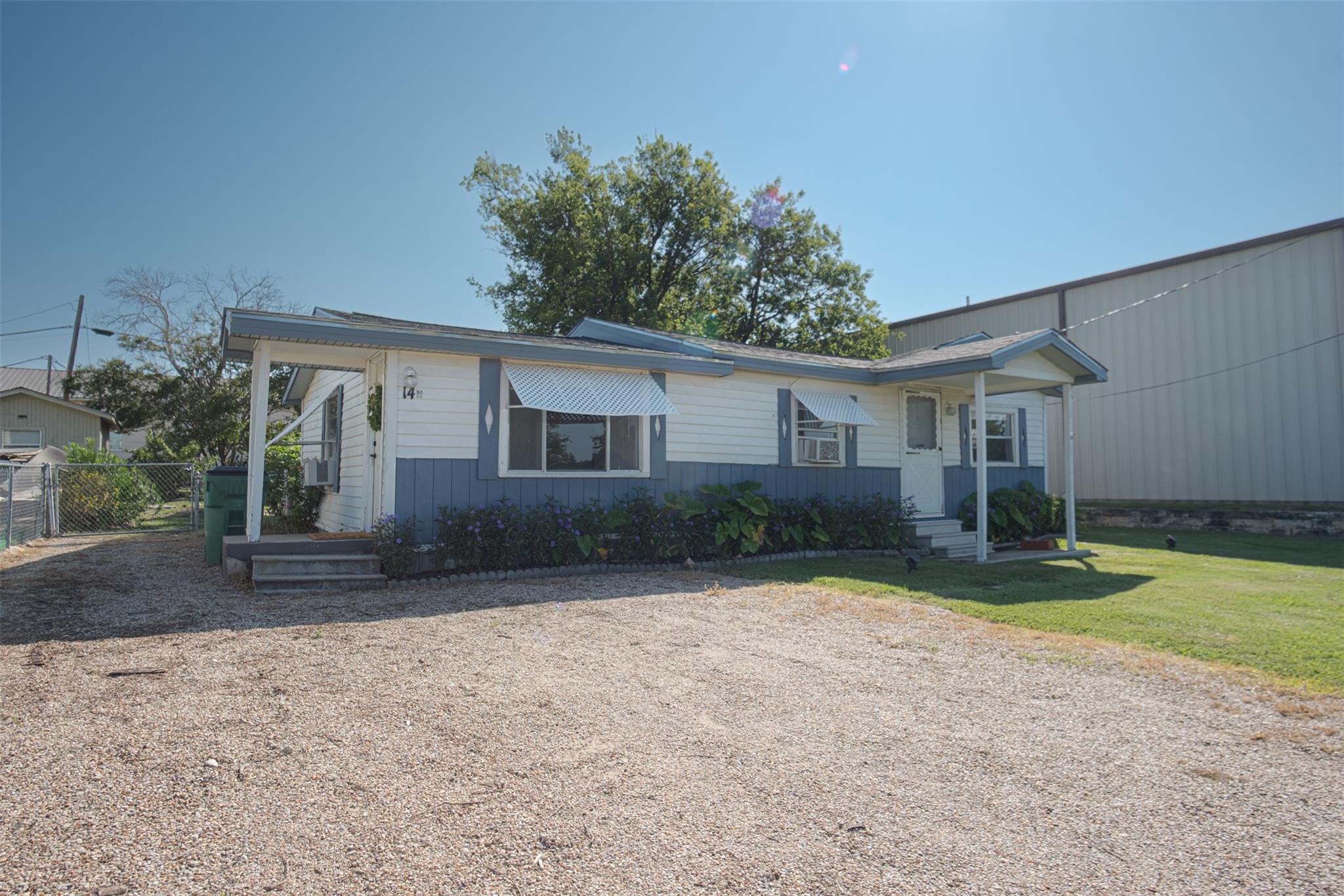 14 Post Oak Ave — photo 5