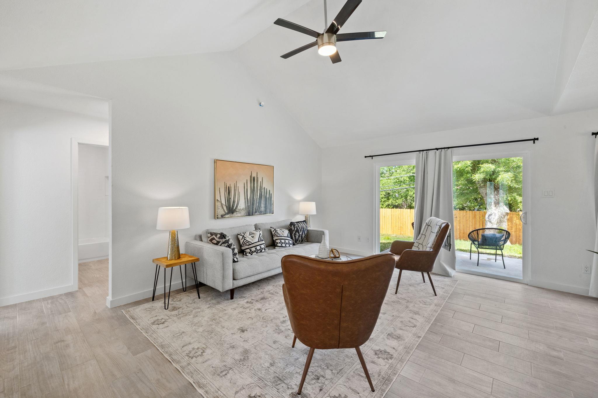 9502 Crown Ridge DR — photo 3