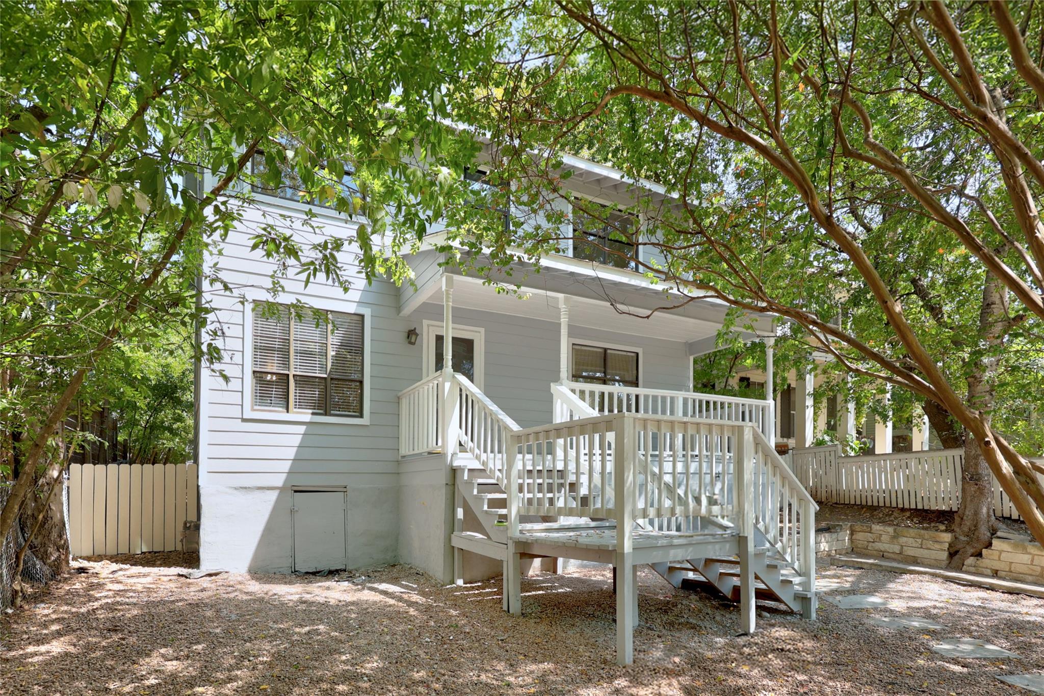2102 8th ST — photo 3