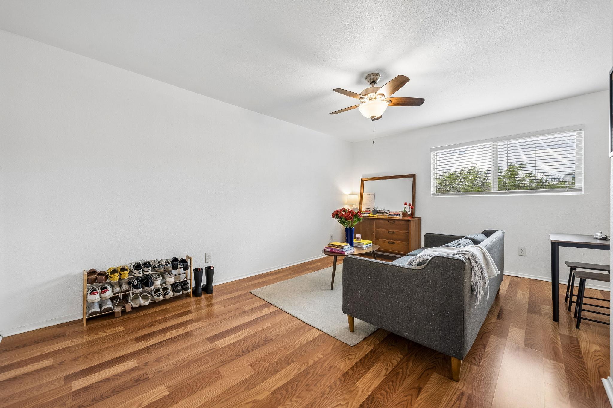 2207 Leon ST #307 — photo 3