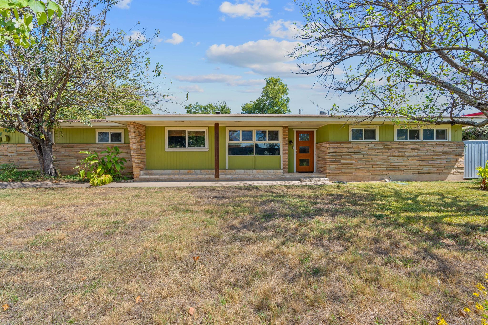 700 & 604 Corral LN — photo 4