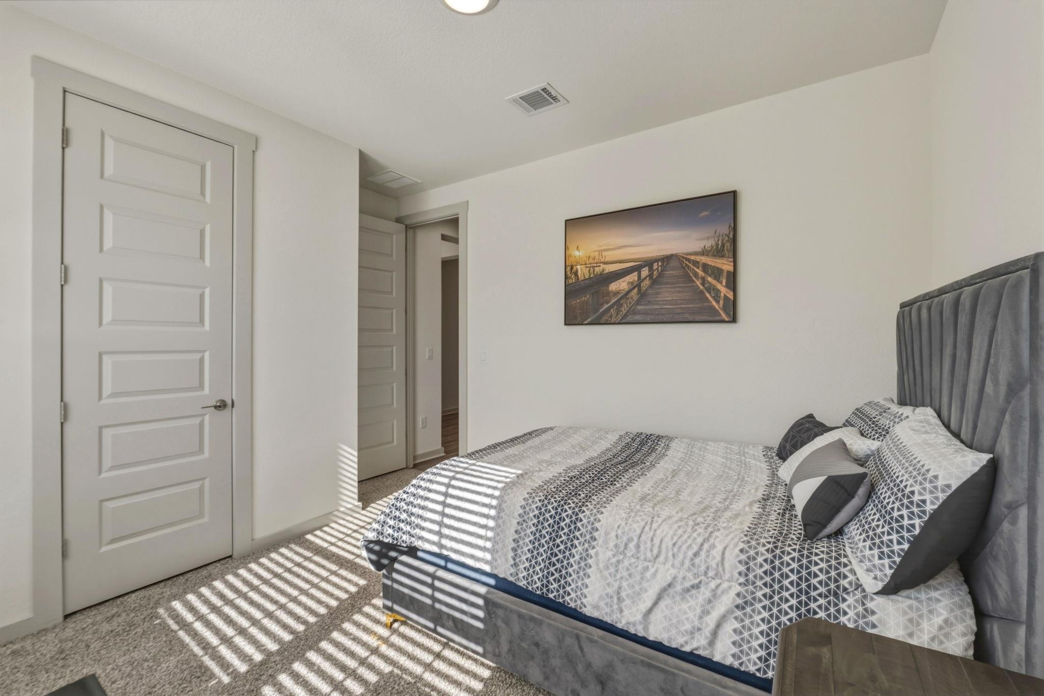 1640 Flying Horseshoe BND — photo 3