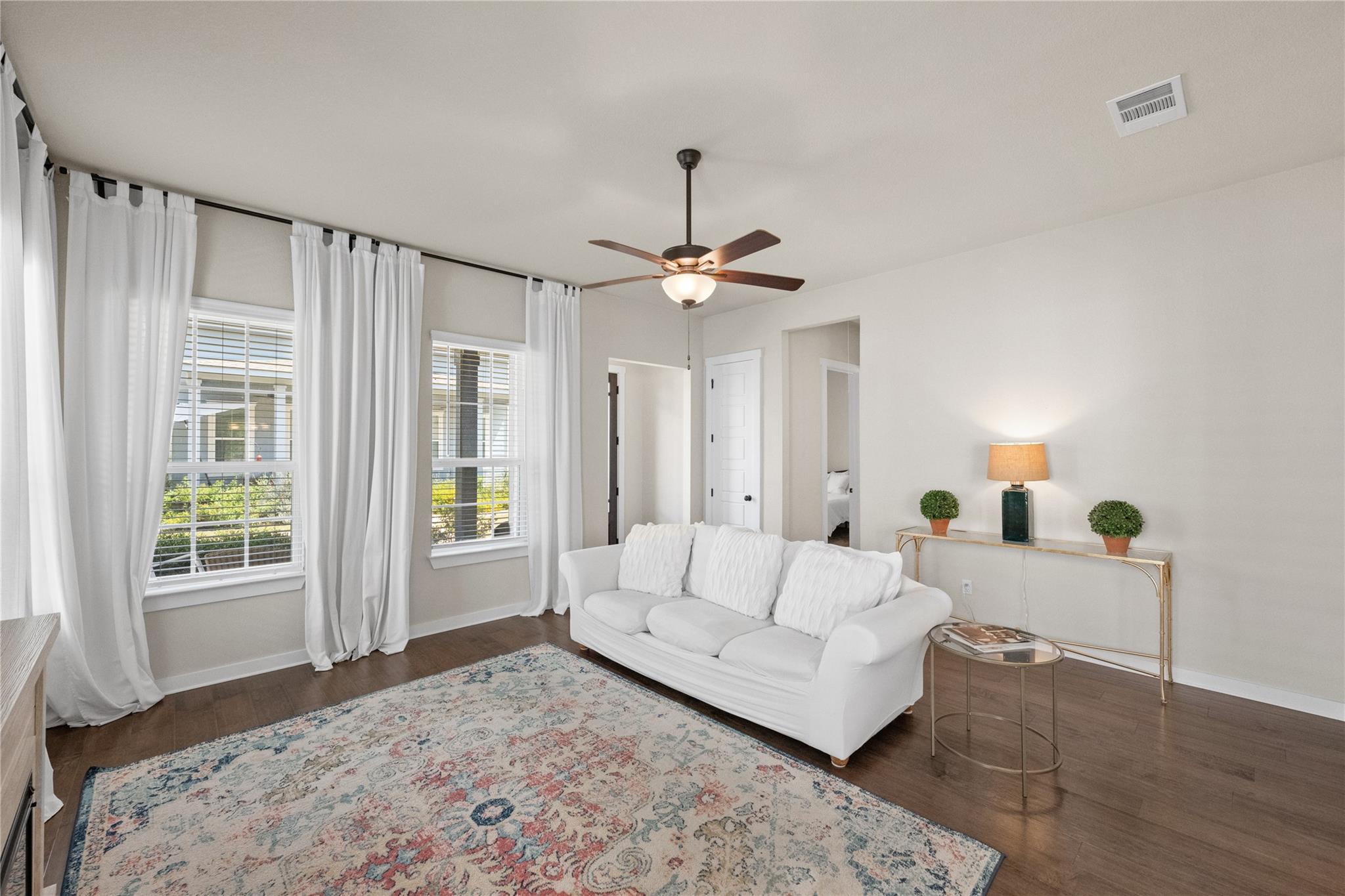 1182 Grant Wood Ave — photo 5