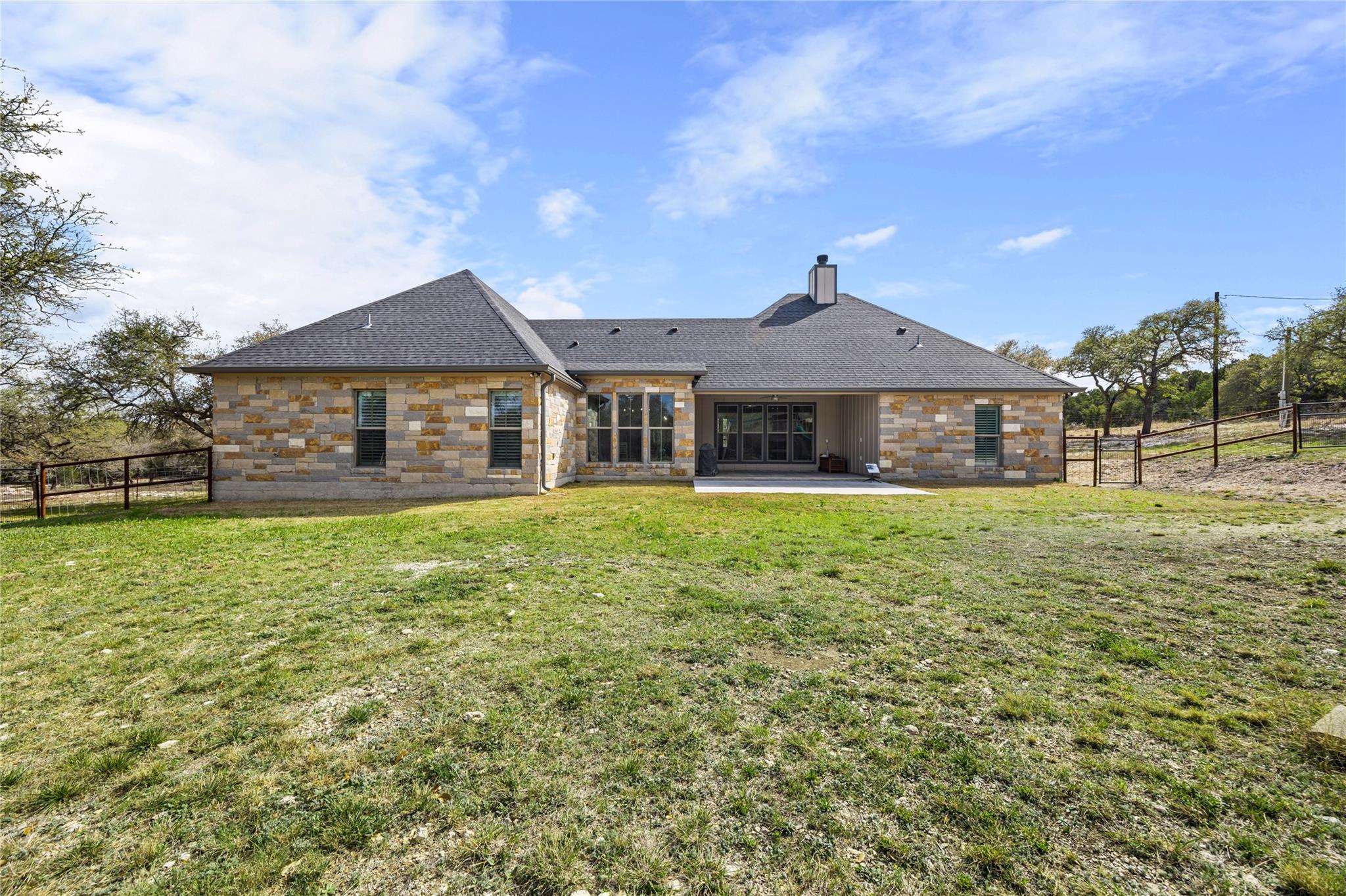1602 County Road 250 — photo 5