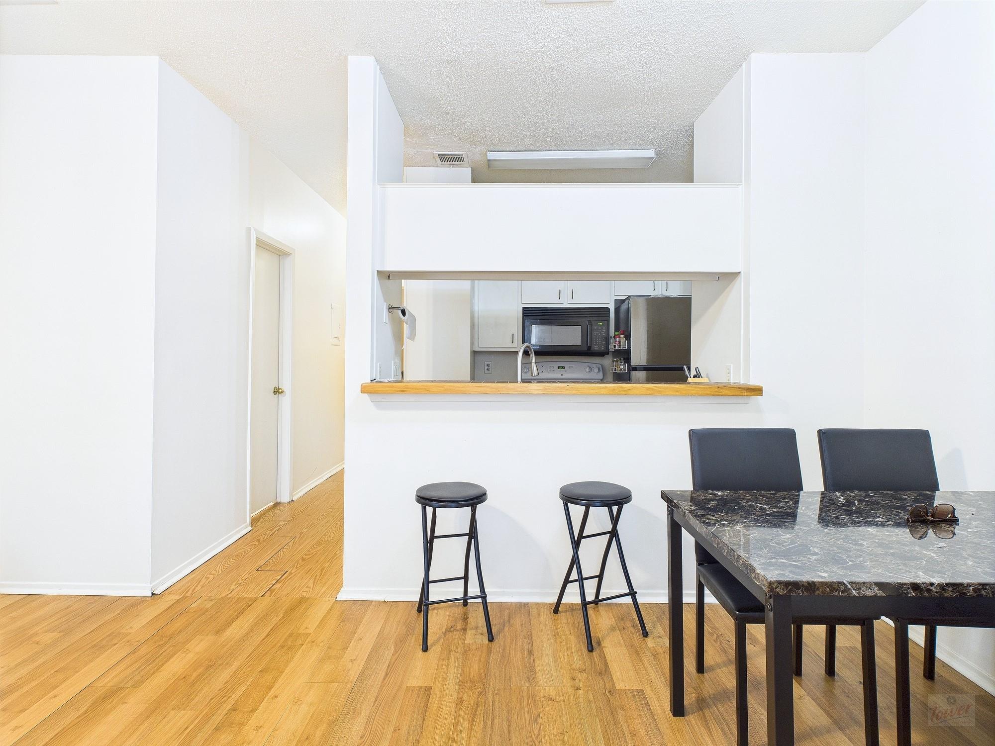 2905 Swisher ST #205 — photo 4