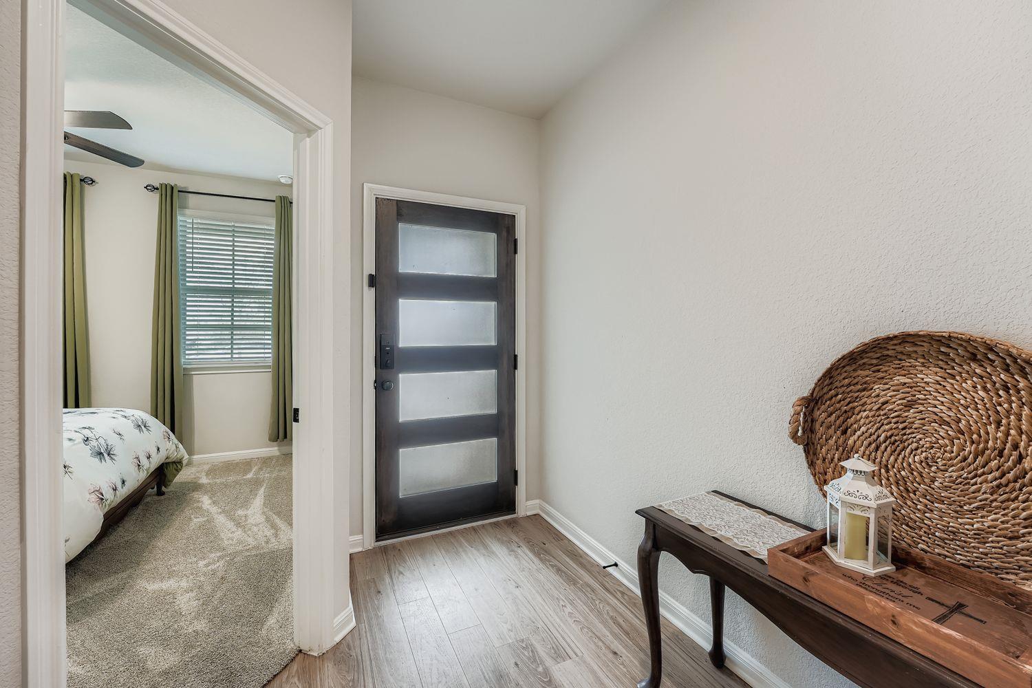 148 Gullivers DR — photo 3