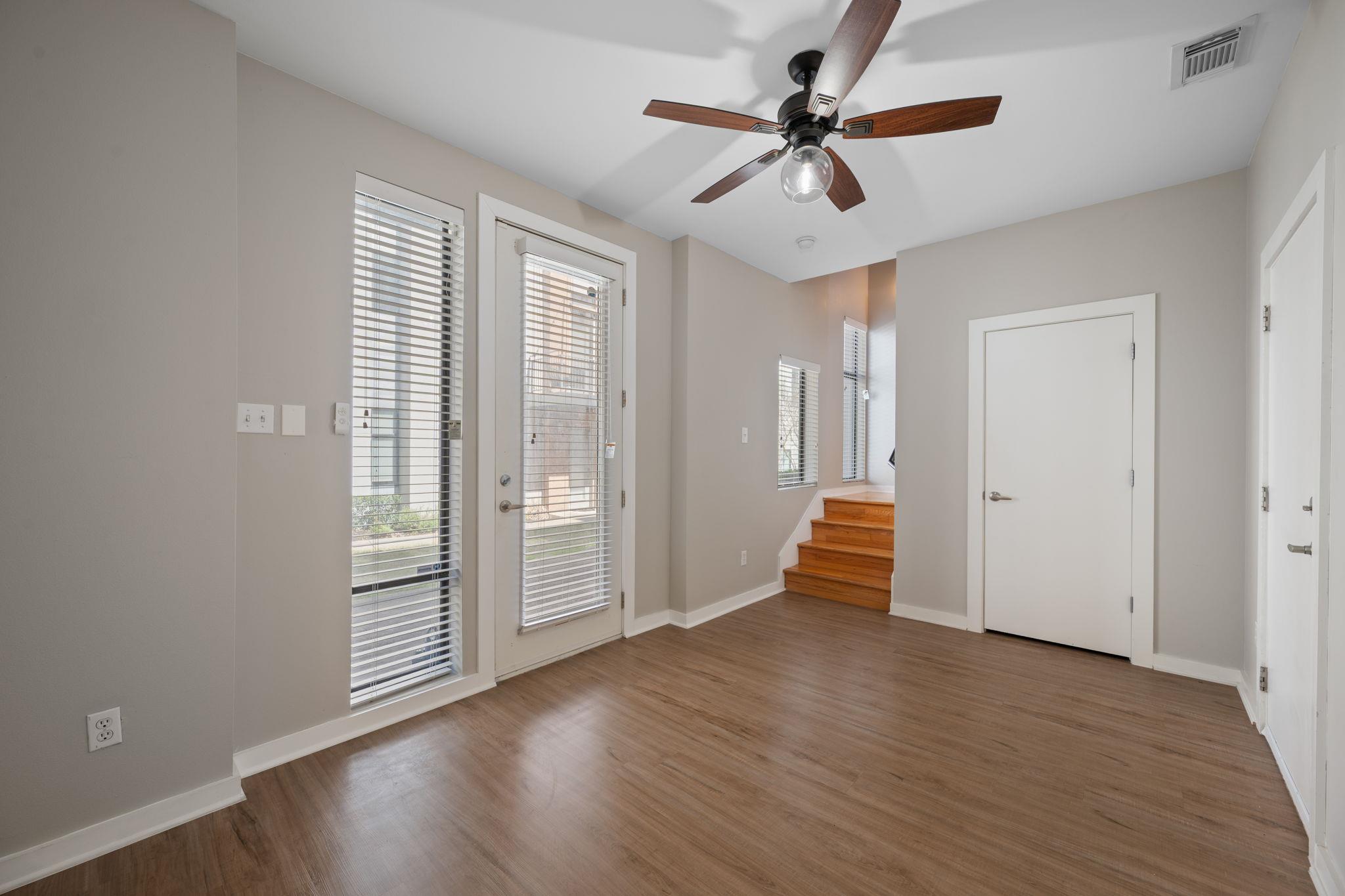 6000 S Congress Ave #302 — photo 4