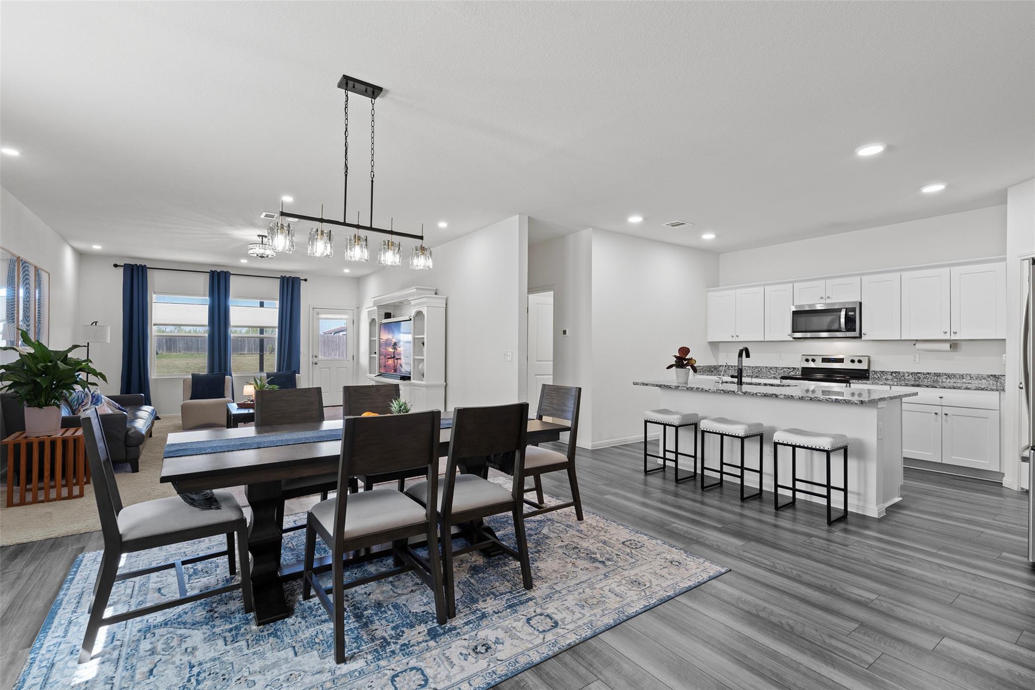 305 Redfish LN — photo 4