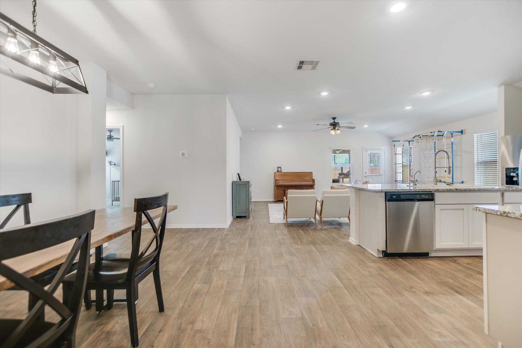 262 SICKLE LOOP — photo 3