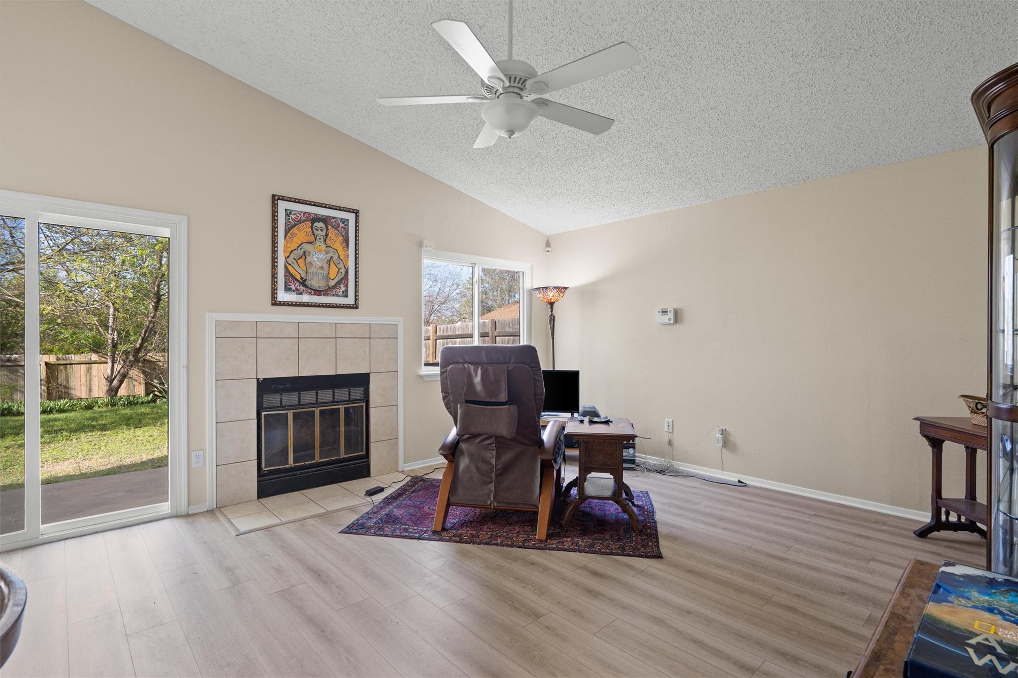 1403 Alma DR — photo 5