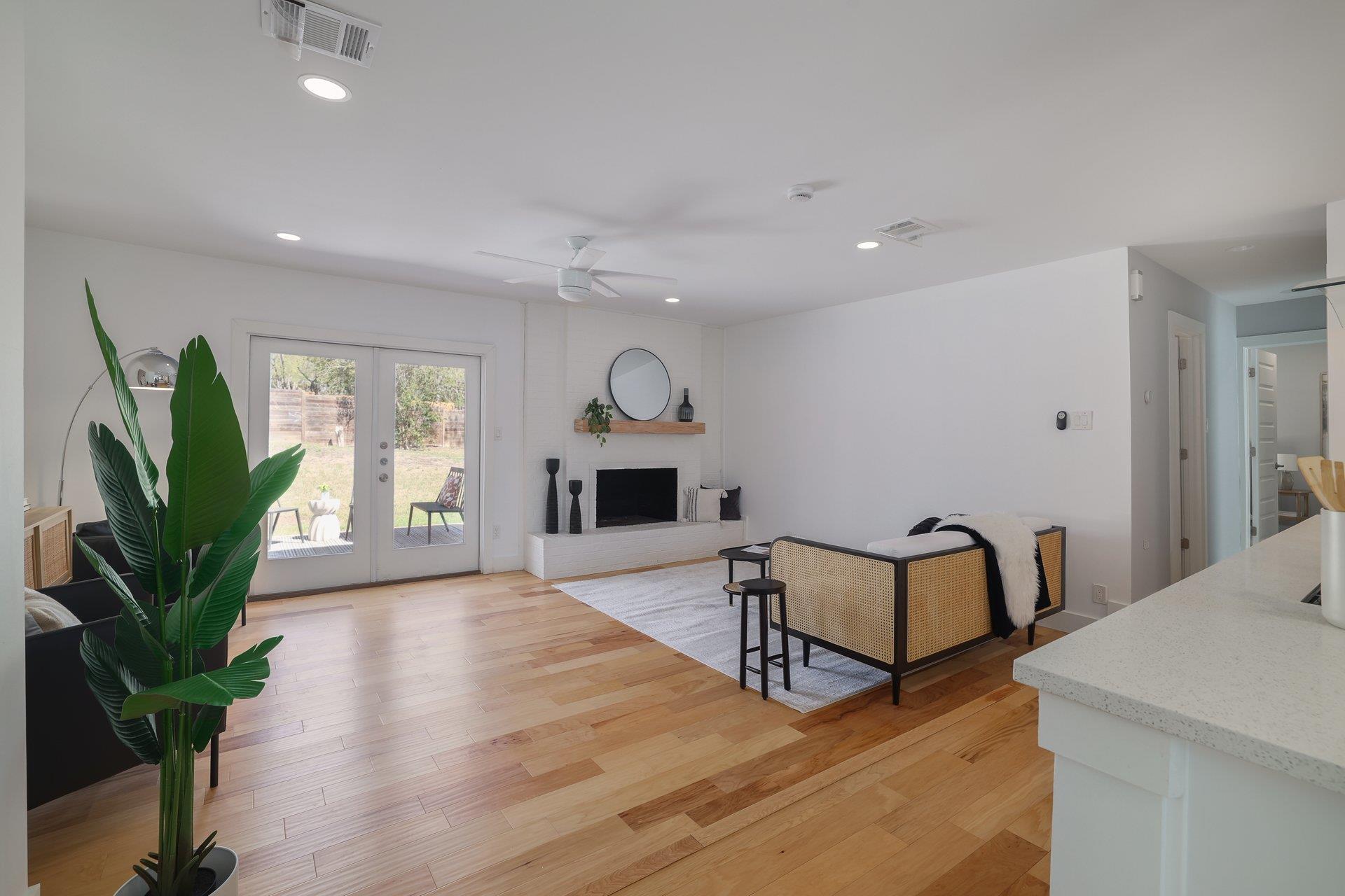 1704 Alleghany DR — photo 4