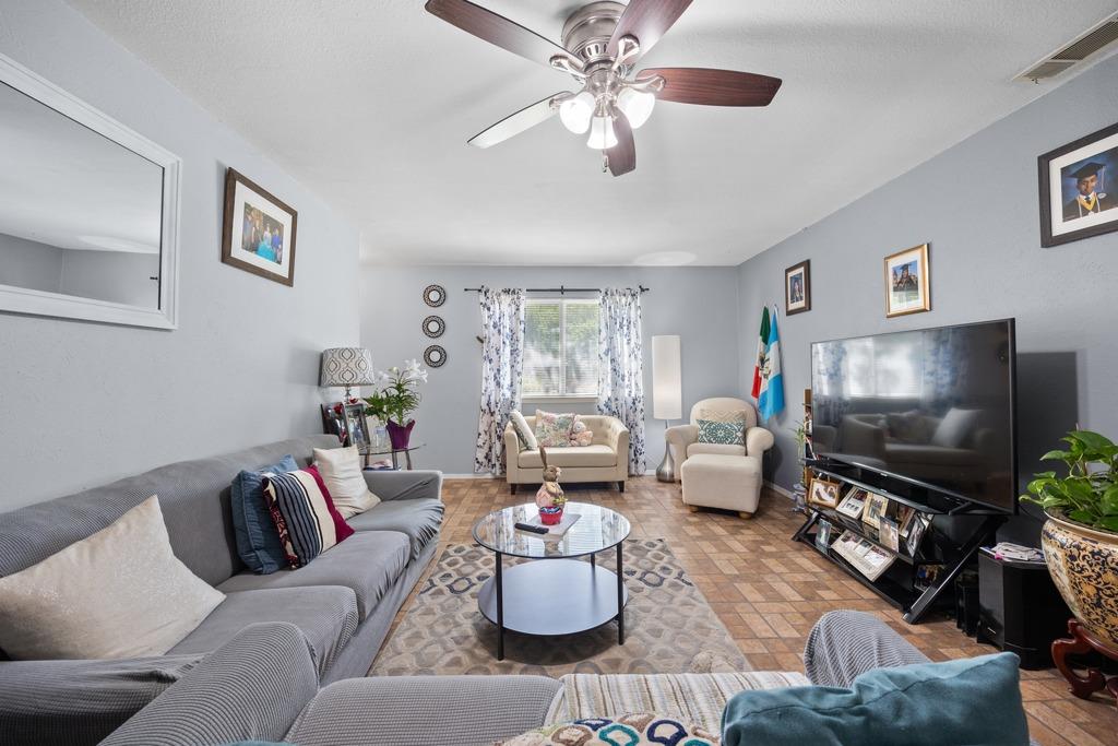 10406 Little Pebble DR — photo 3