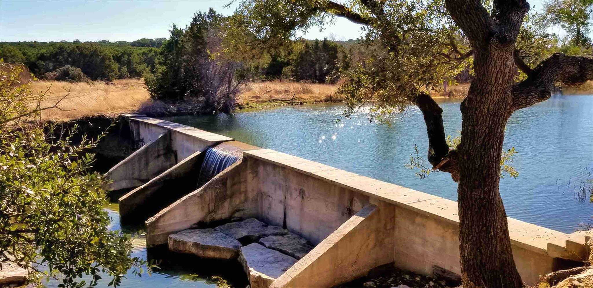 4120 N Hwy 281 — photo 4
