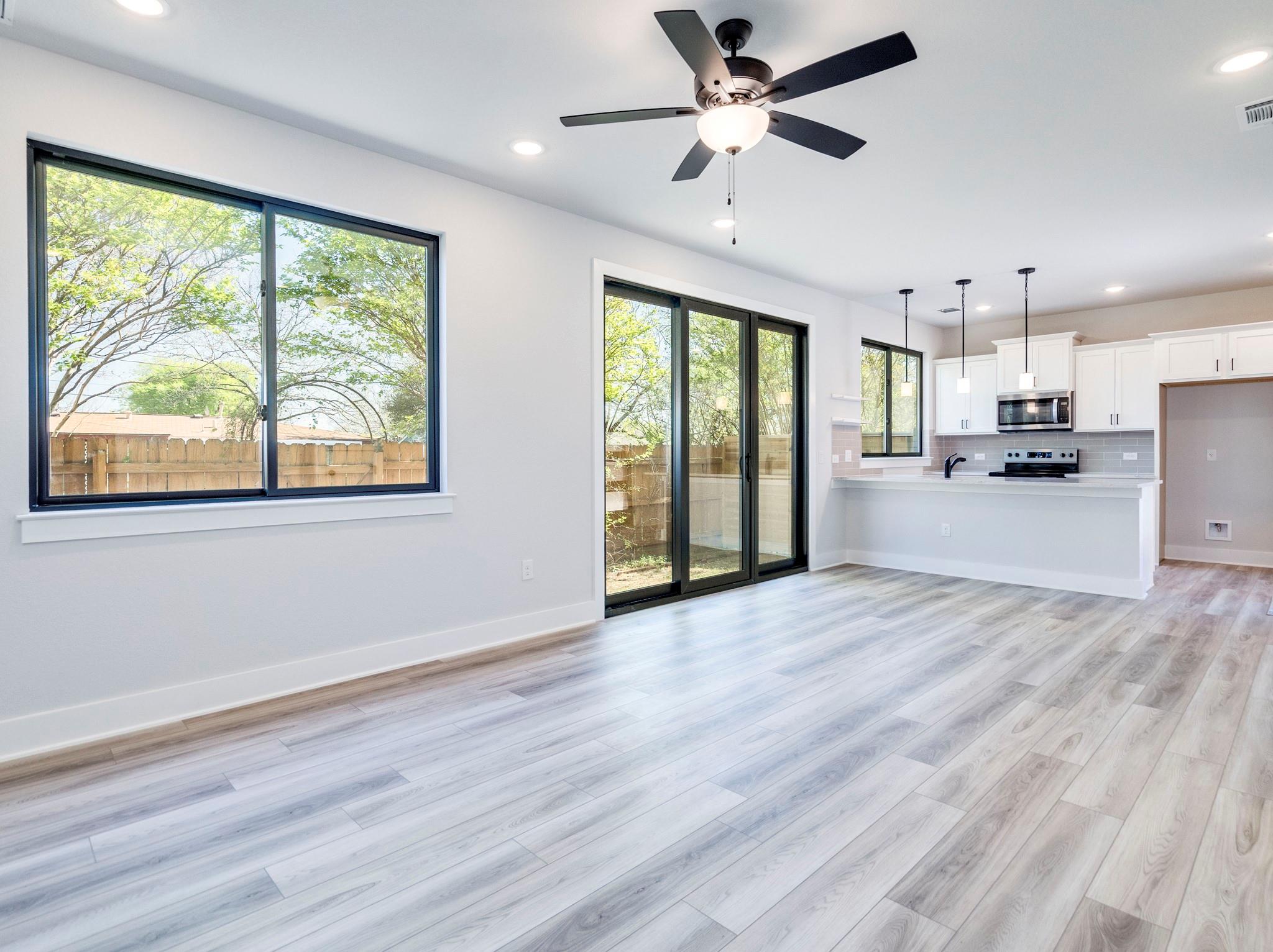 206 E Wonsley DR #2 — photo 3