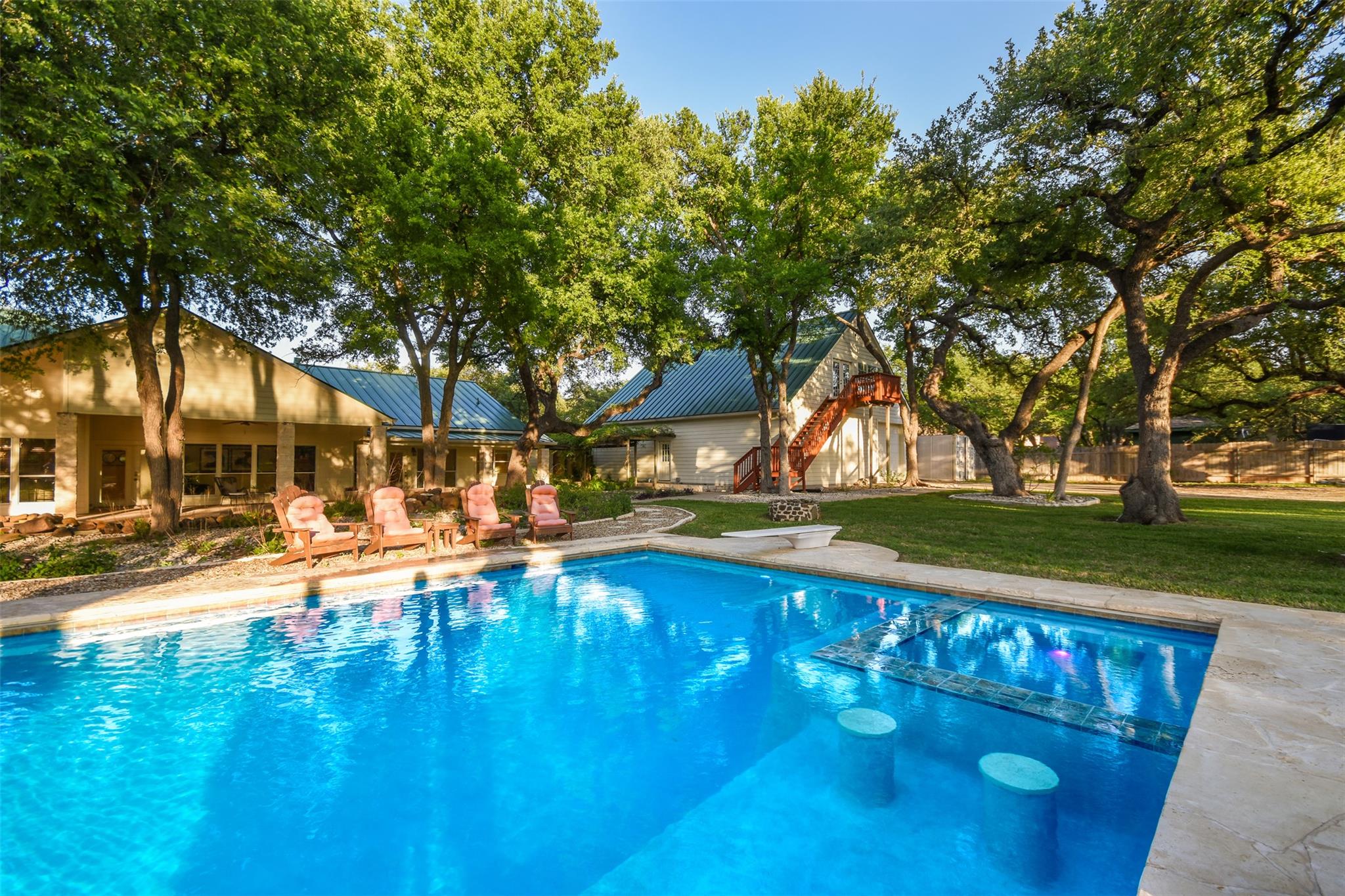 294 Logan Ranch RD — photo 4