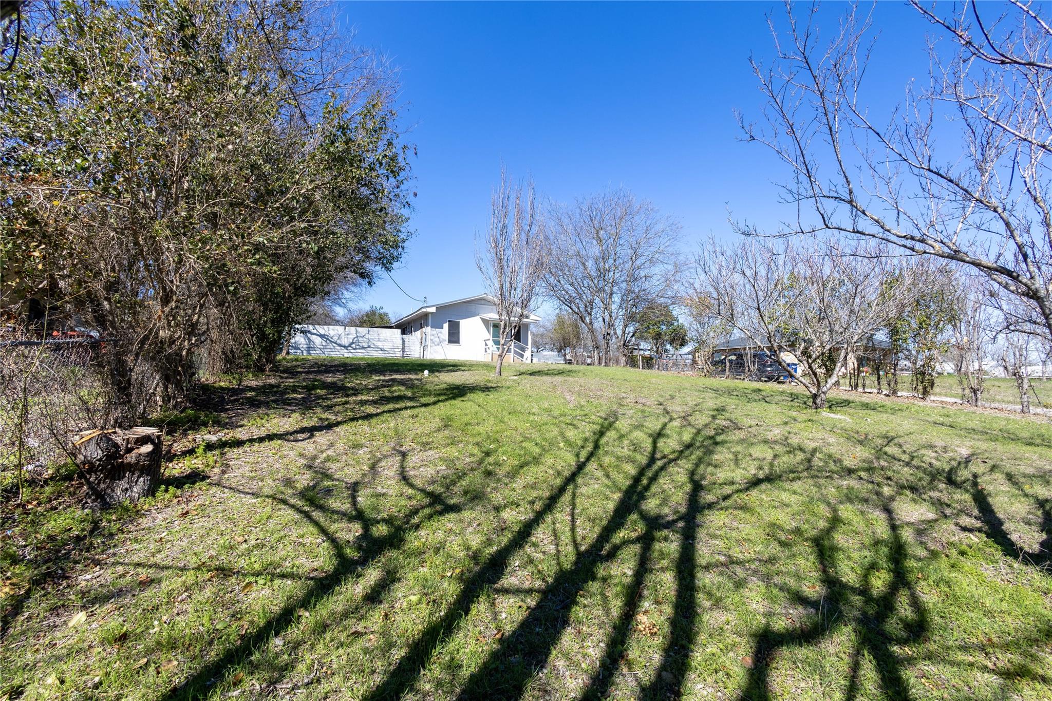 2304 Thrasher LN #A — photo 3