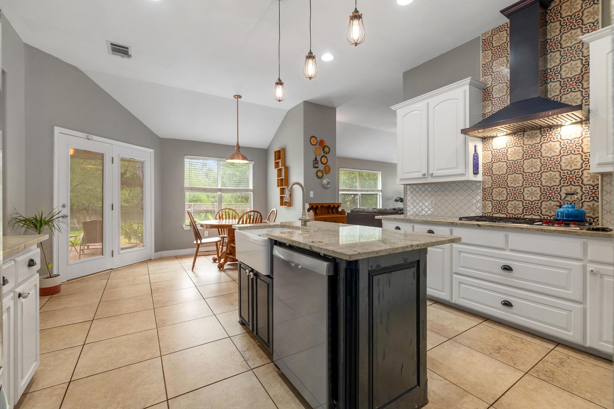 4013 Harvey Penick DR — photo 5