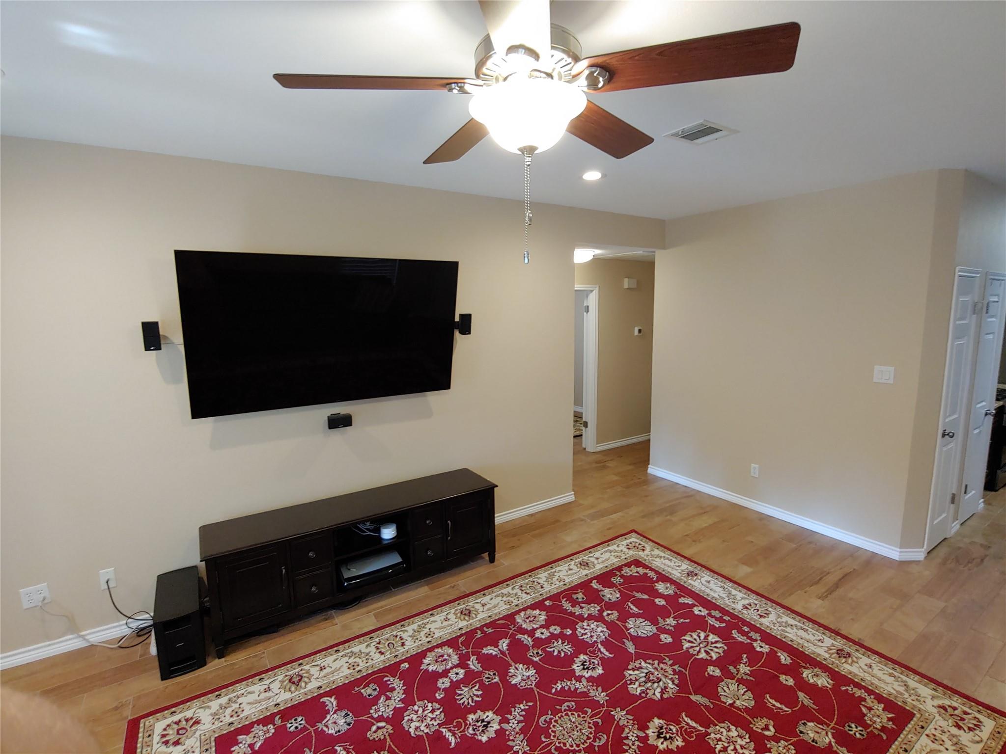 8124 Tockington WAY — photo 4
