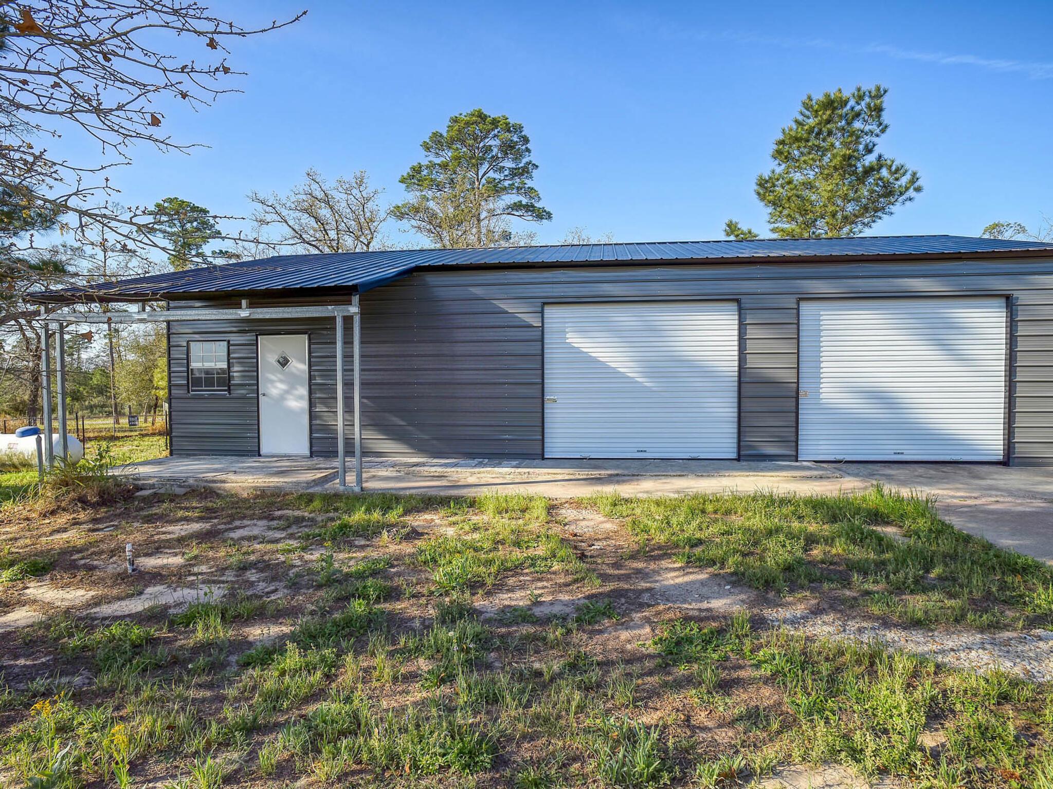 235 Pinehill DR — photo 3