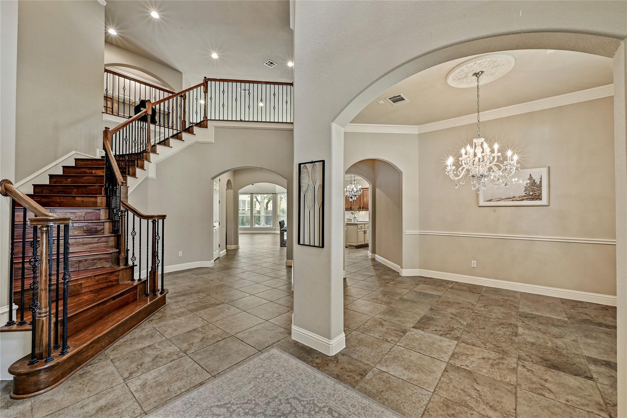 2507 Armatrading DR — photo 4