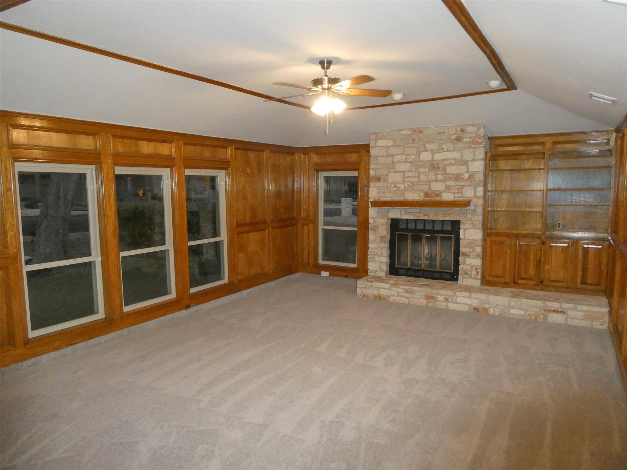 10225 PINEHURST DR — photo 3