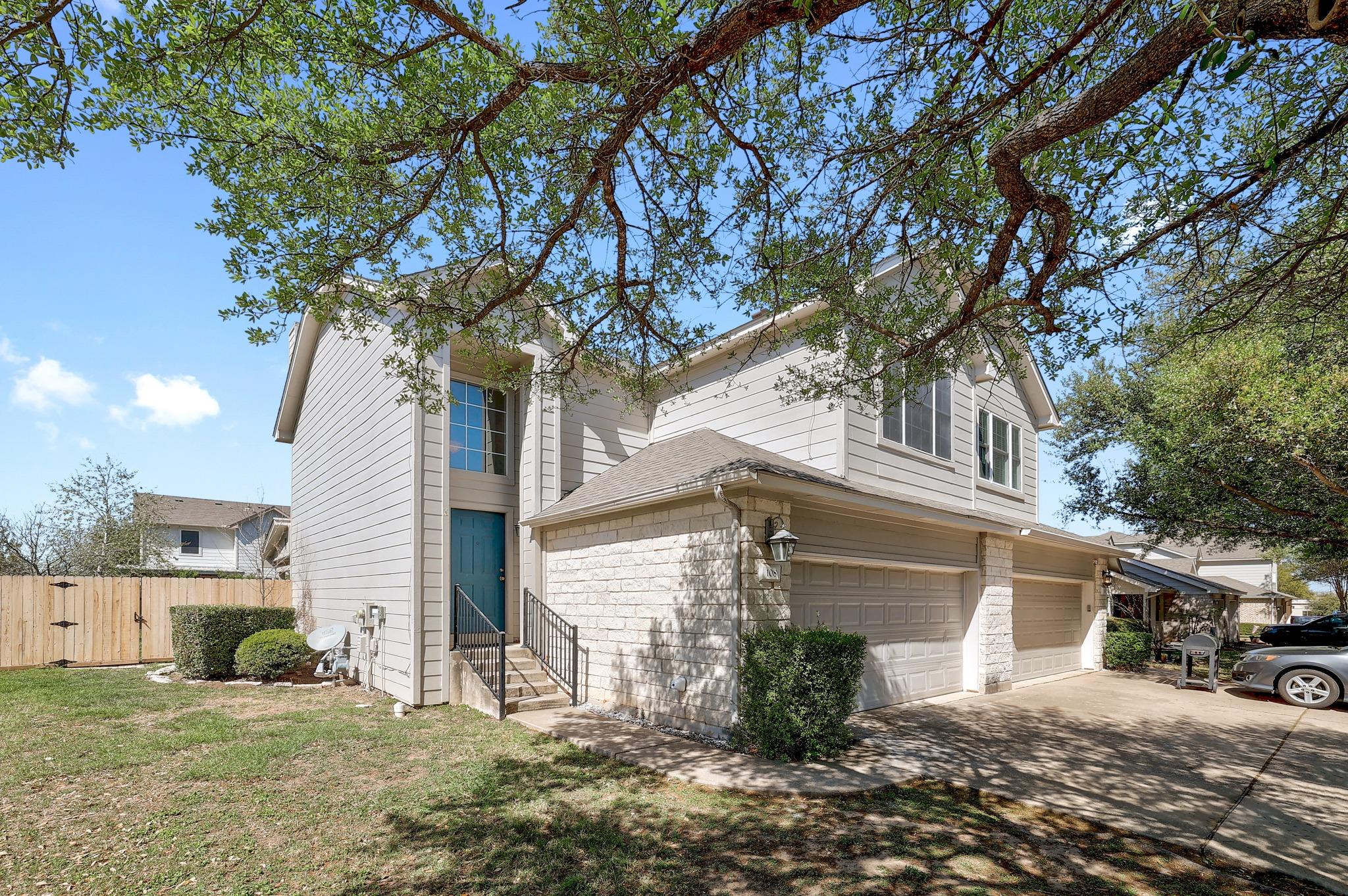 108 Prairie Springs CV — photo 3