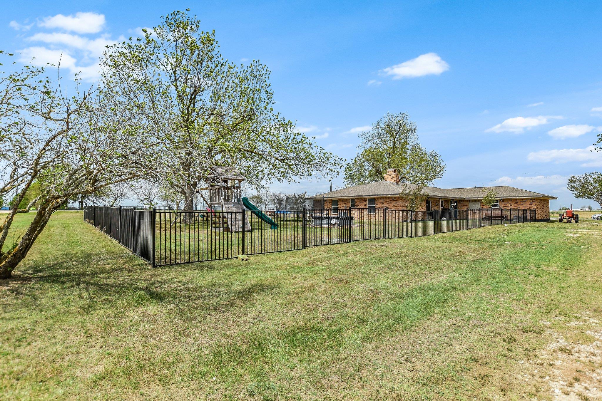 1601 CR 463 (and CR 465) — photo 4