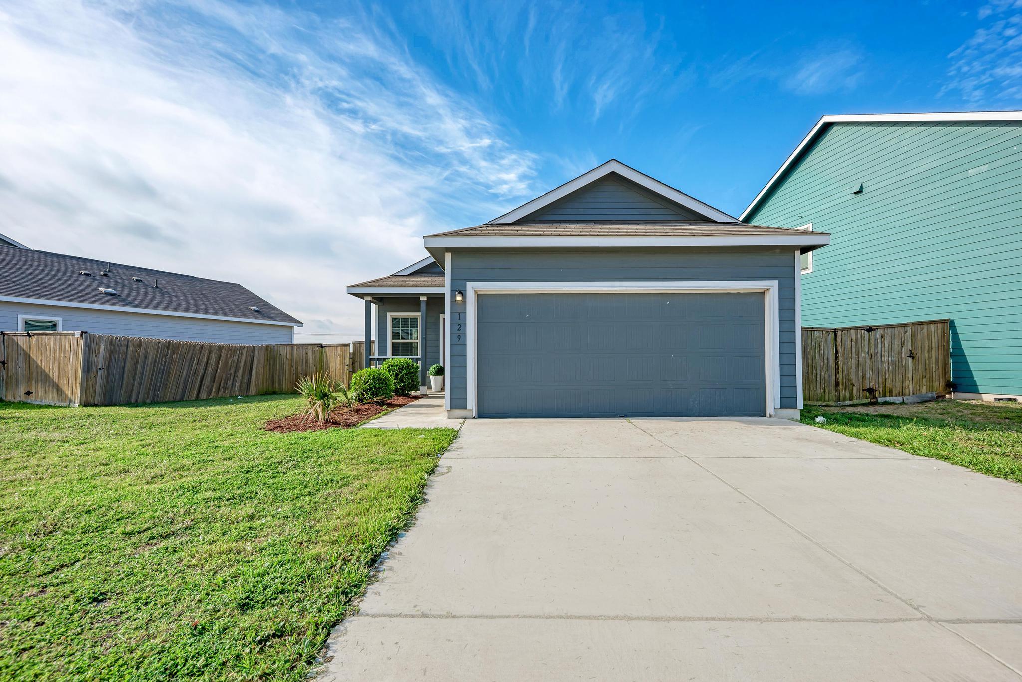129 Vulcan DR — photo 3