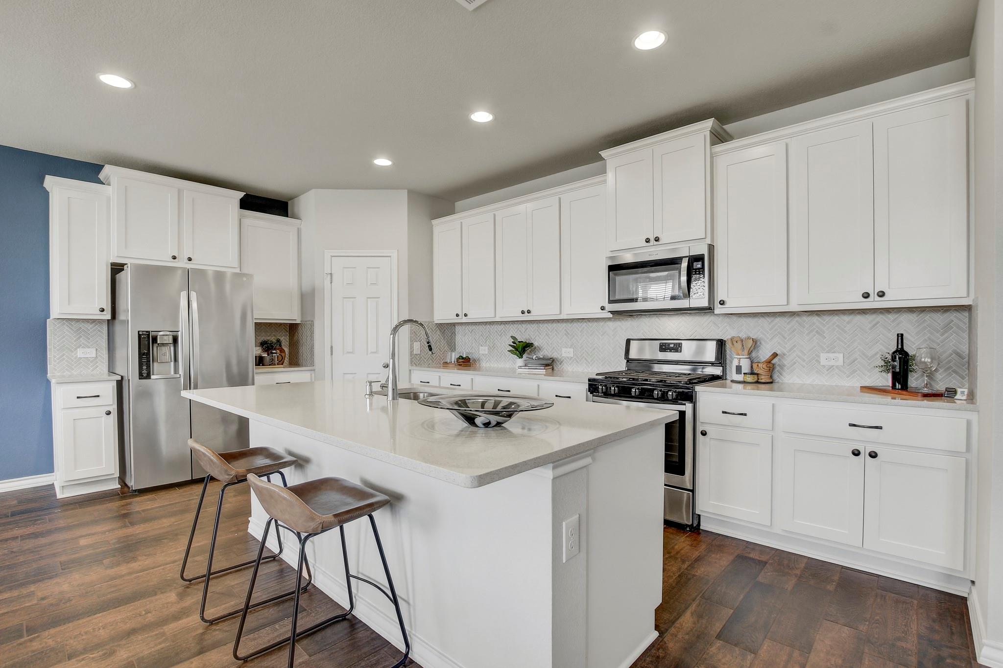 7608 Vidrine ST — photo 4