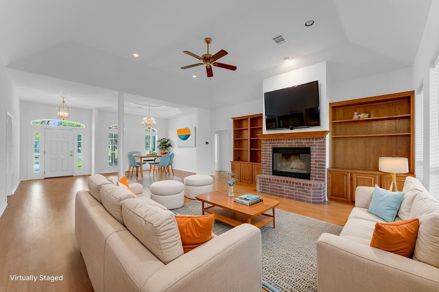 107 Oak Vista DR — photo 4