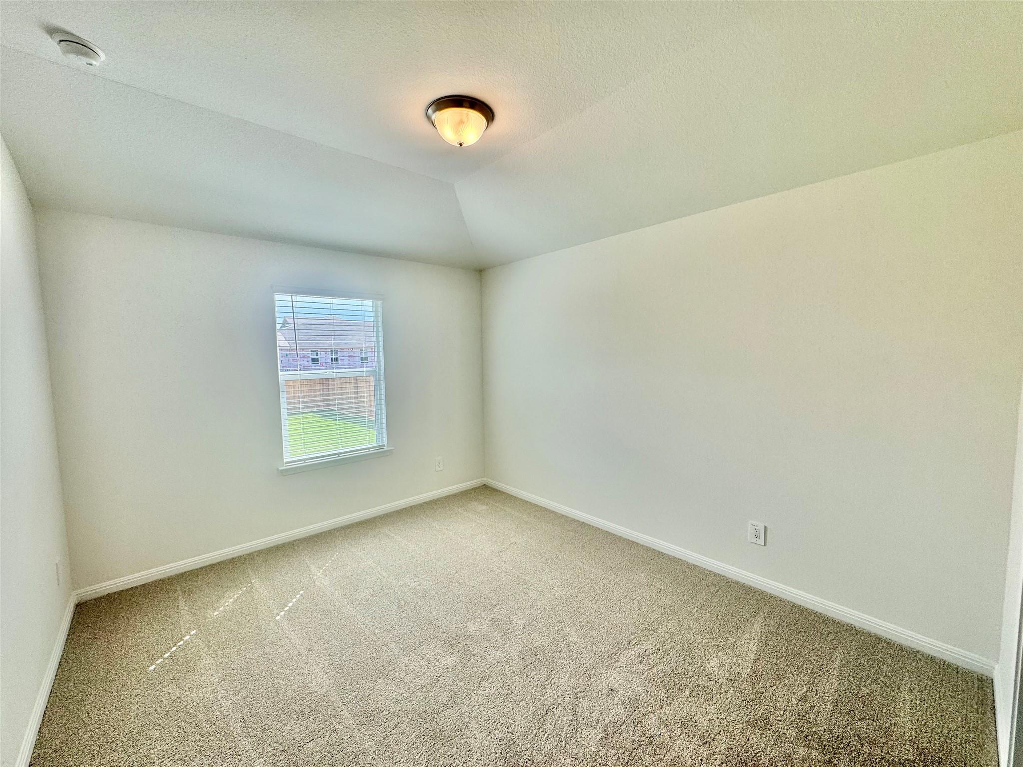 258 Texas Agate DR — photo 3