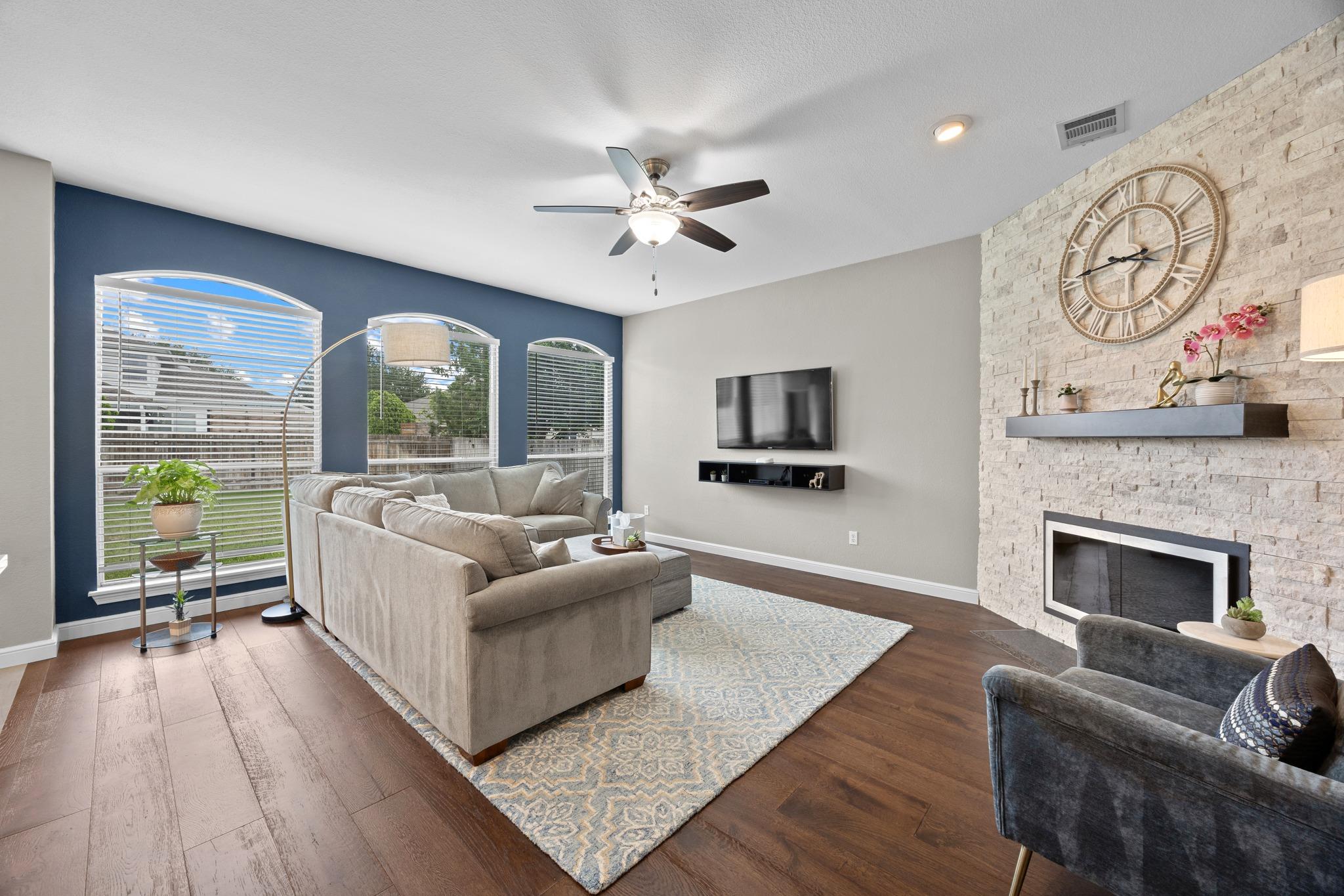 3512 Endless Shore DR — photo 4