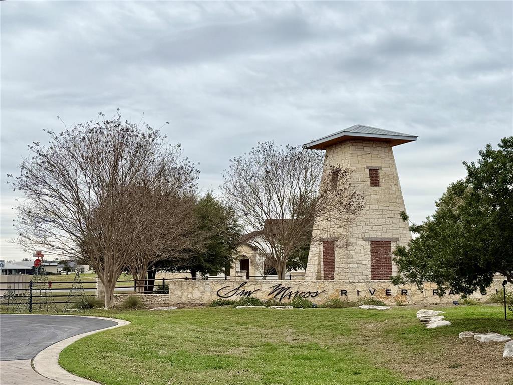 108 River Lakes Lane