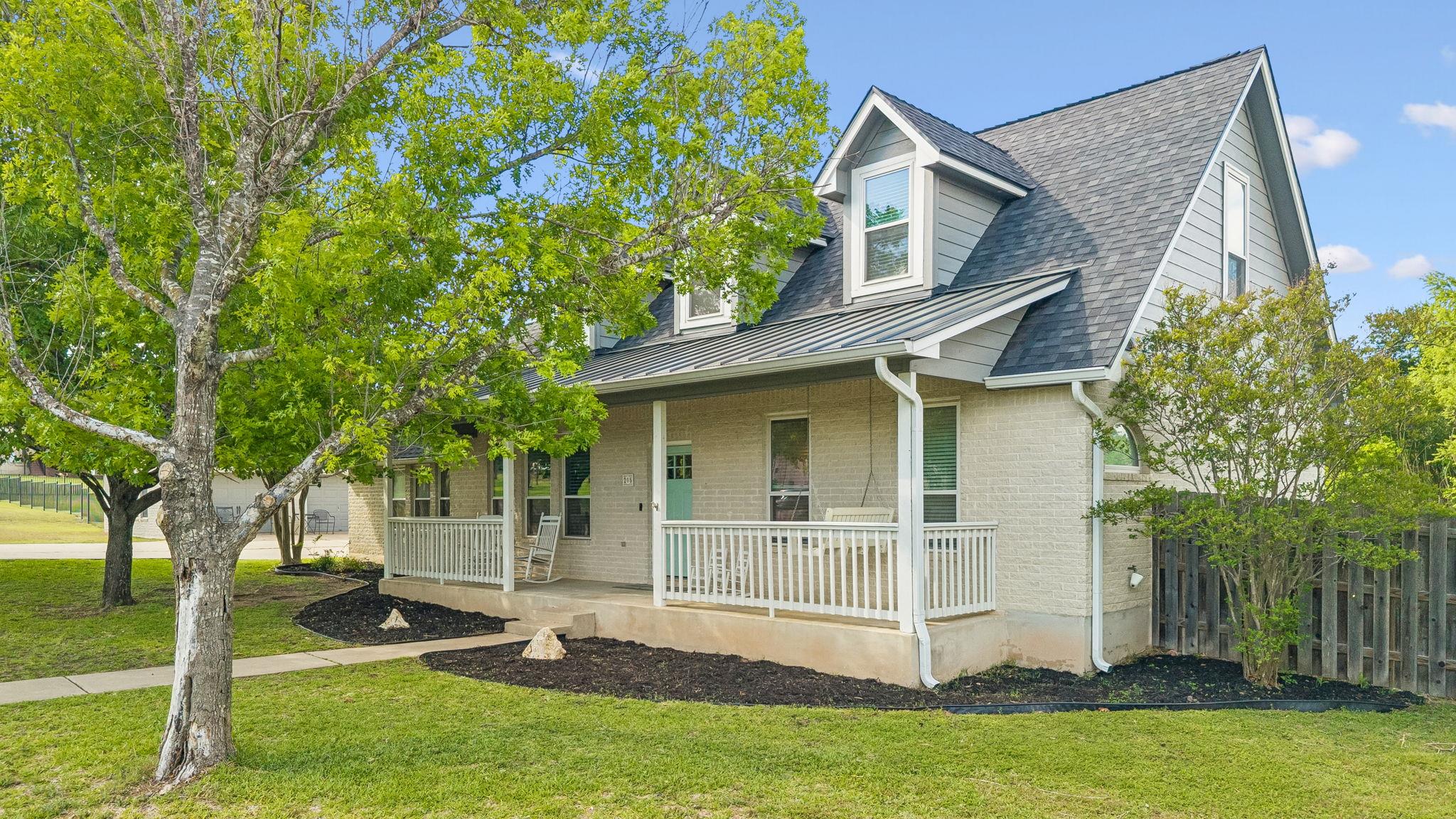 205 Morningside CIR — photo 4