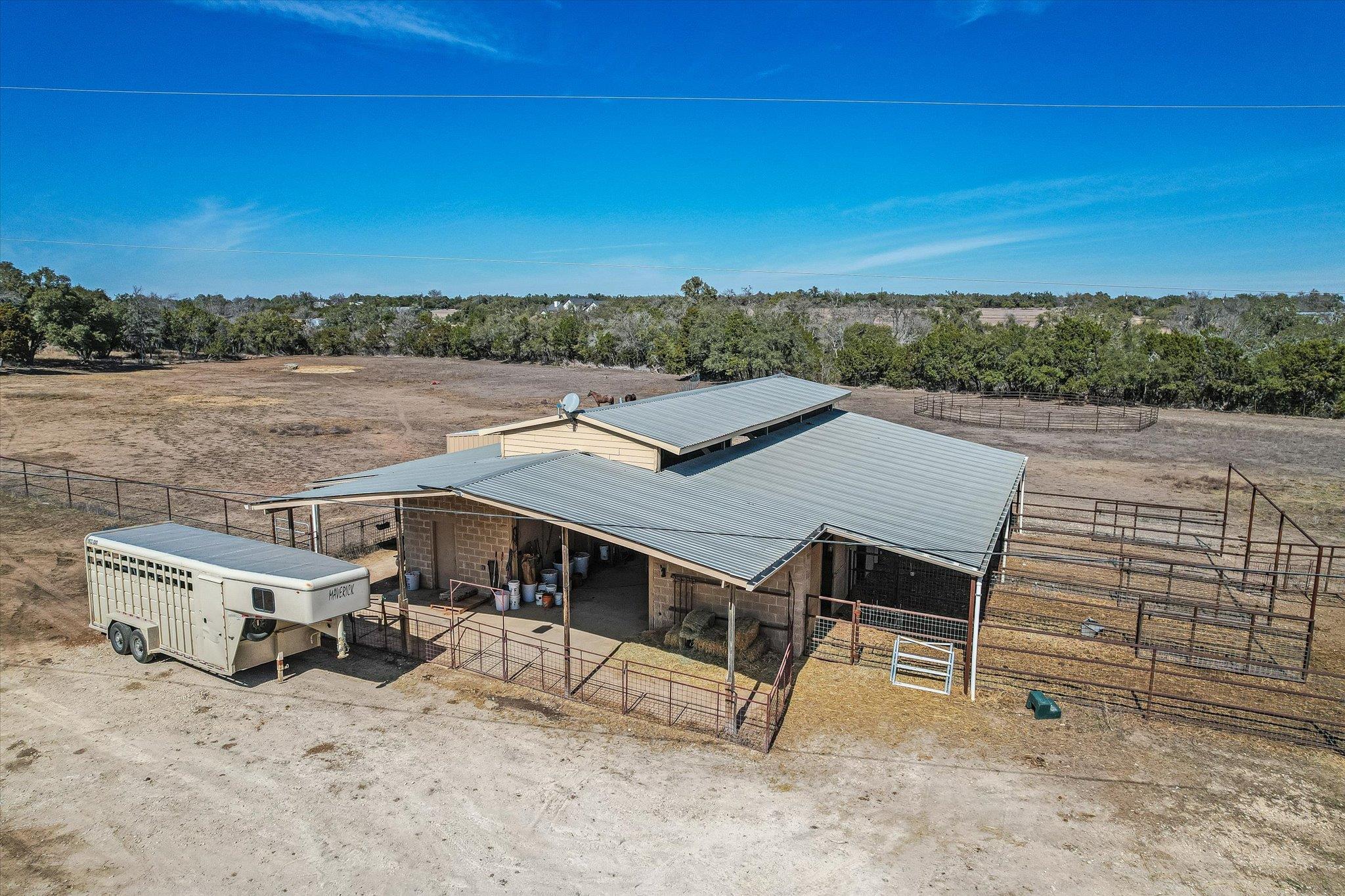 3340 Martin RD — photo 5