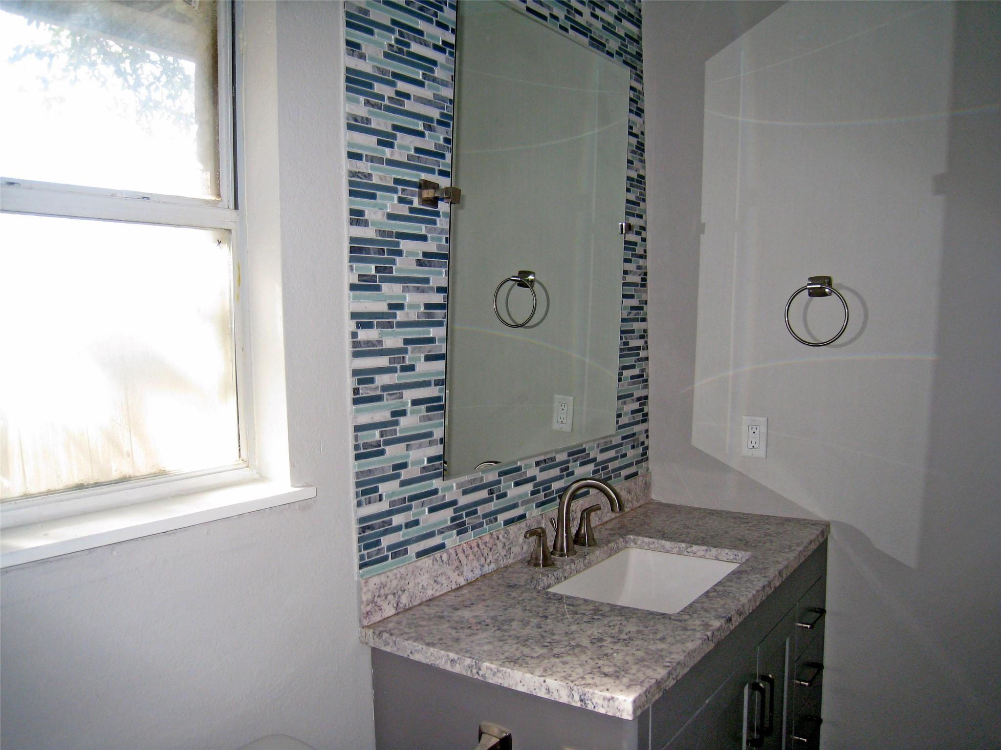 1010 Magnolia CV — photo 5