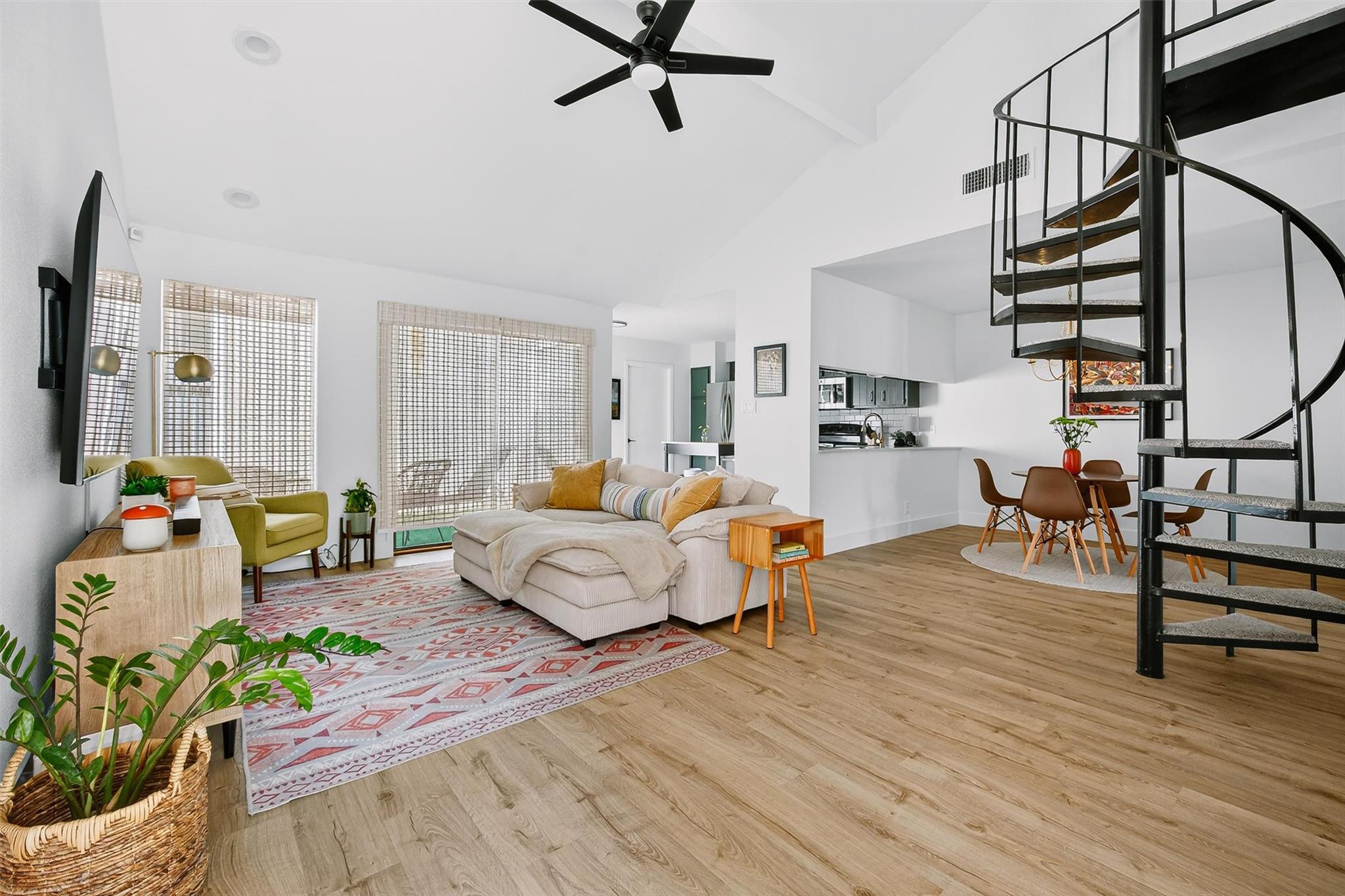 1727 Timber Ridge DR — photo 3