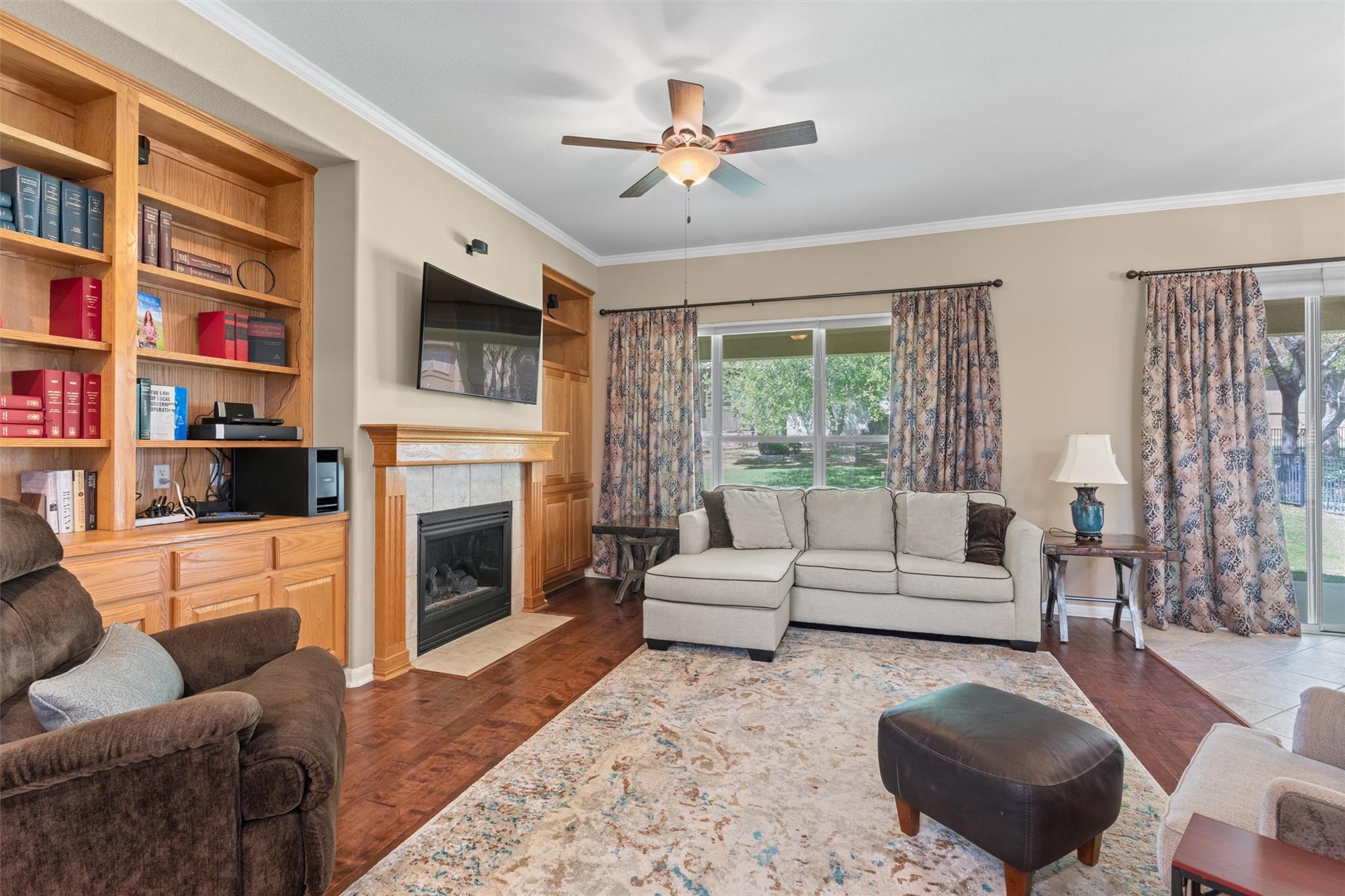 110 Persimmon LN — photo 5