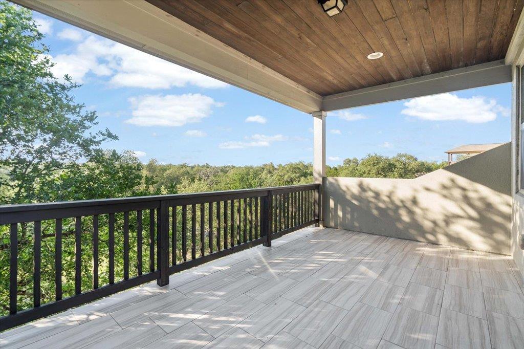 6724 Vicenza DR — photo 4
