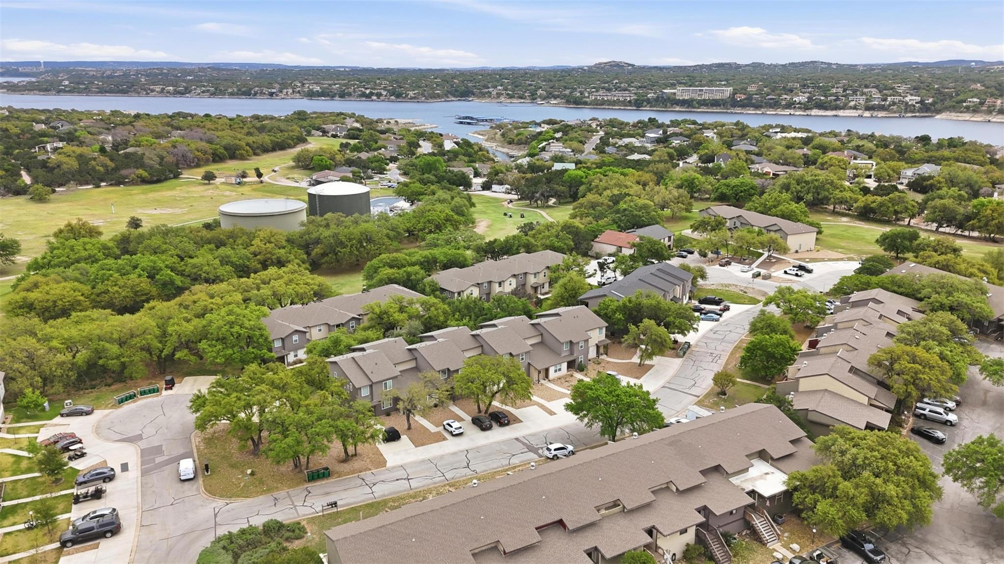 512 Palmer DR